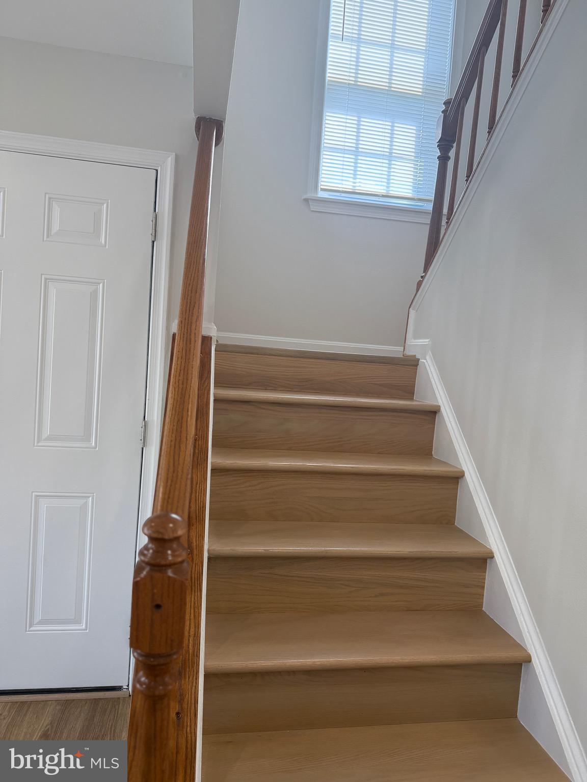 ROLLING RIDGE - Residential Lease