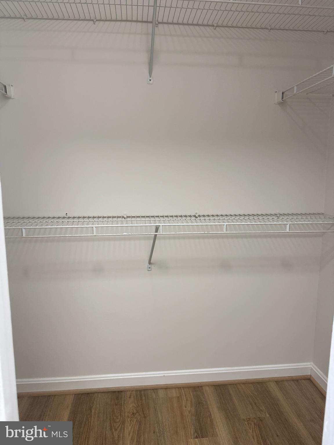 ROLLING RIDGE - Residential Lease