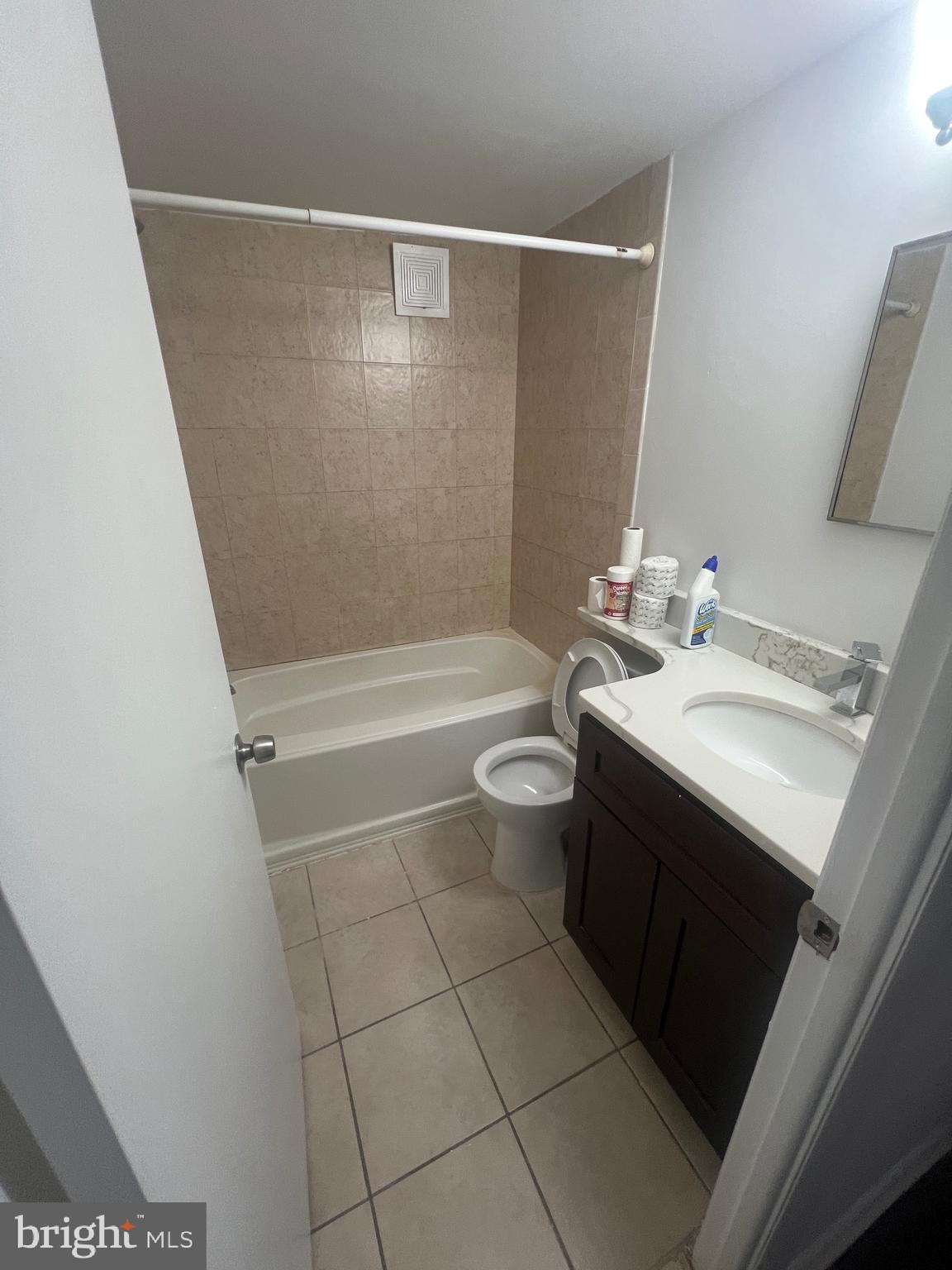 LOWER MOYAMENSING - Residential