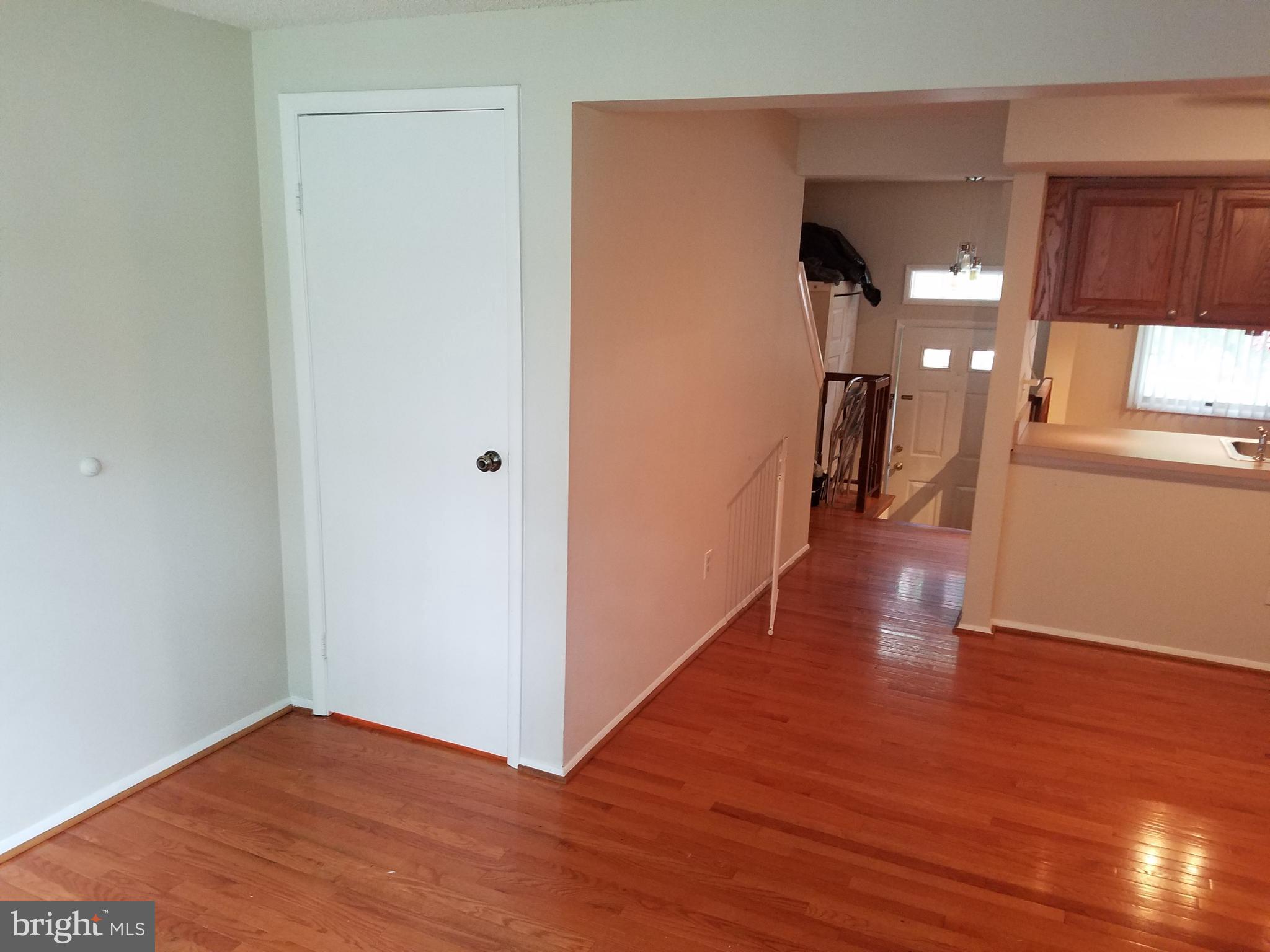 D EVEREUX WEST - Residential