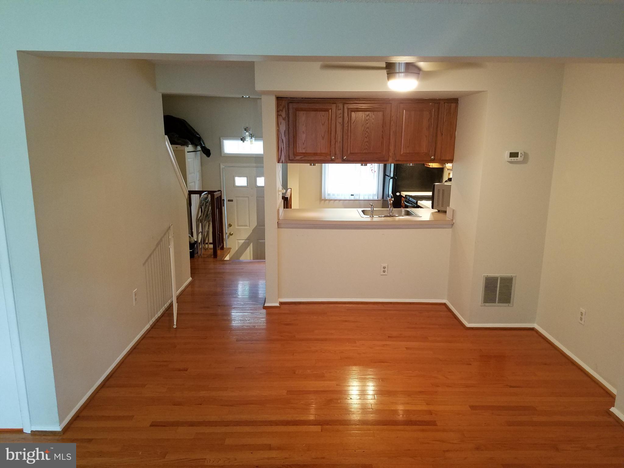 D EVEREUX WEST - Residential