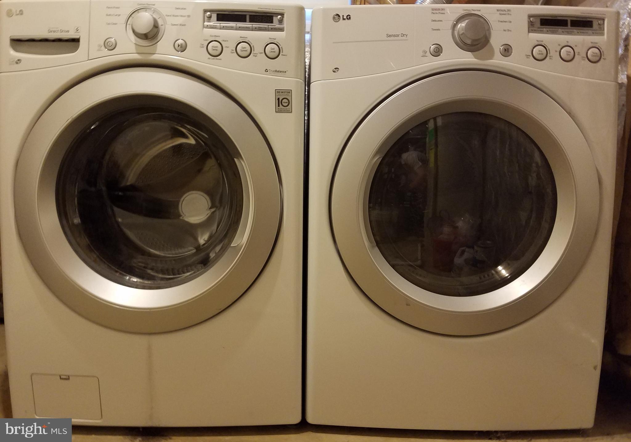 D EVEREUX WEST - Residential