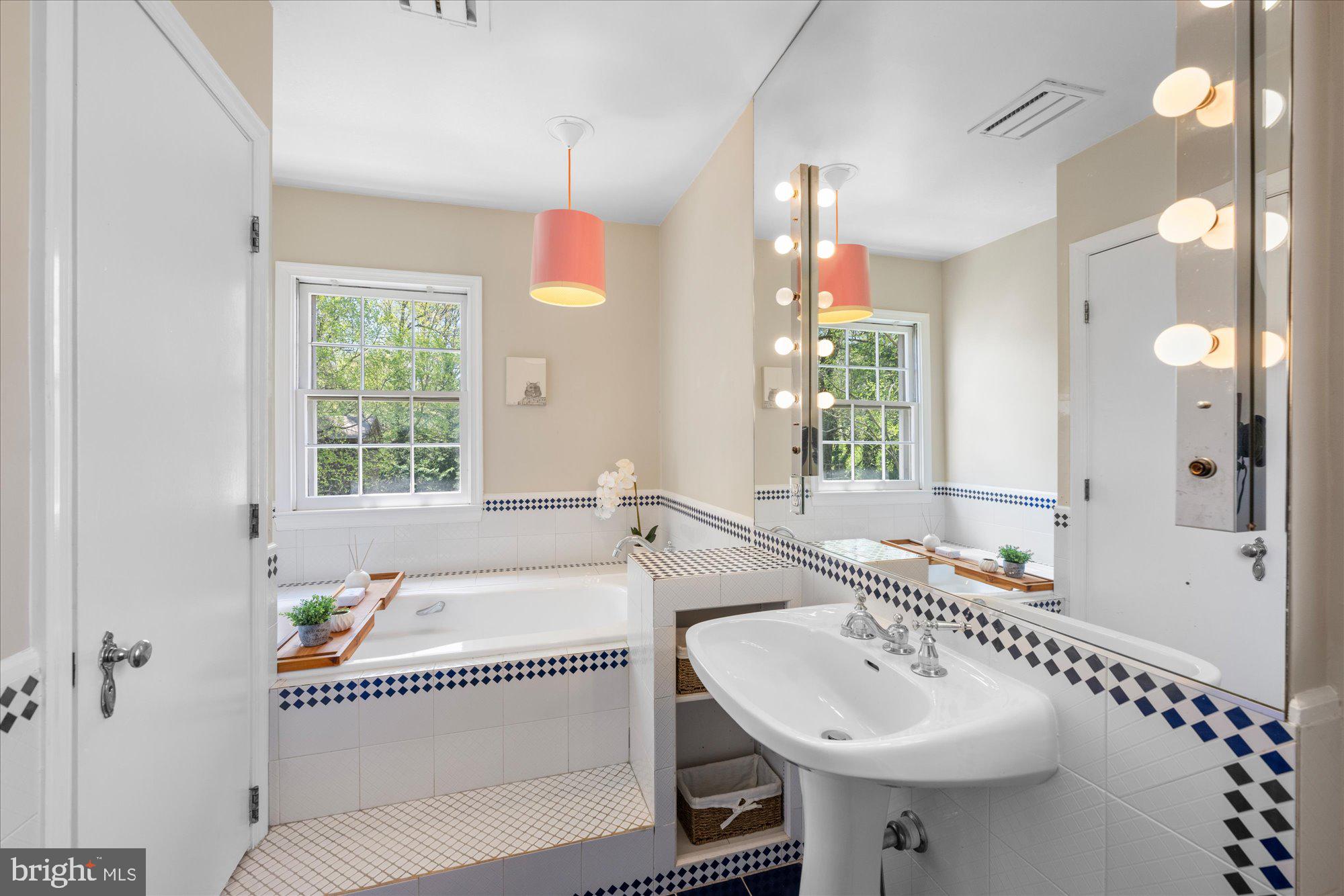 BRADMOOR - Residential