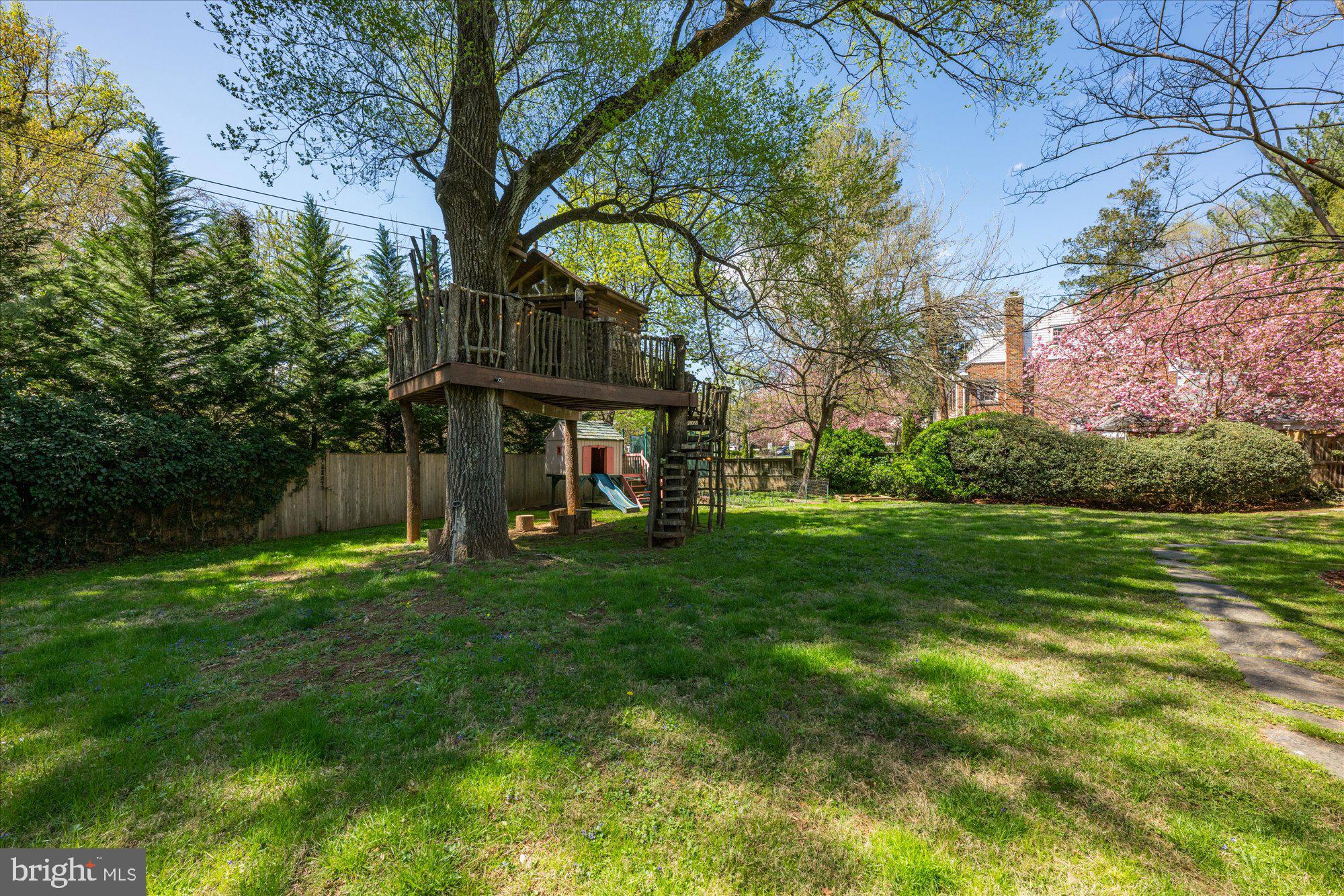 BRADMOOR - Residential