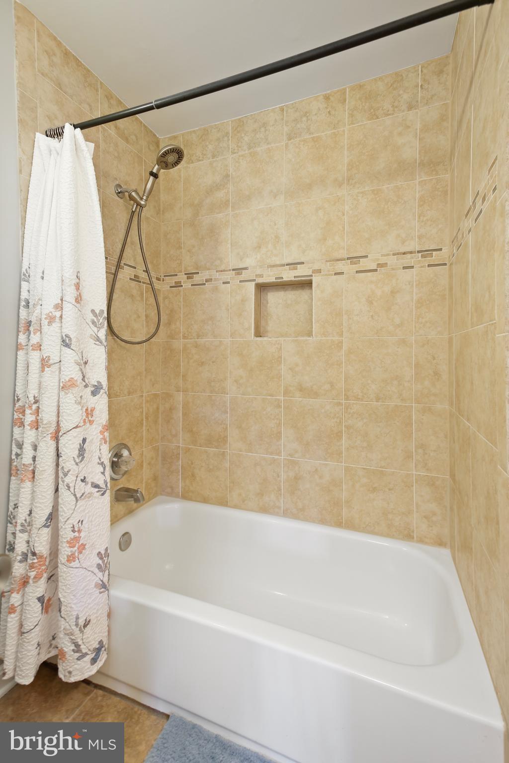 FAIR RIDGE - Residential