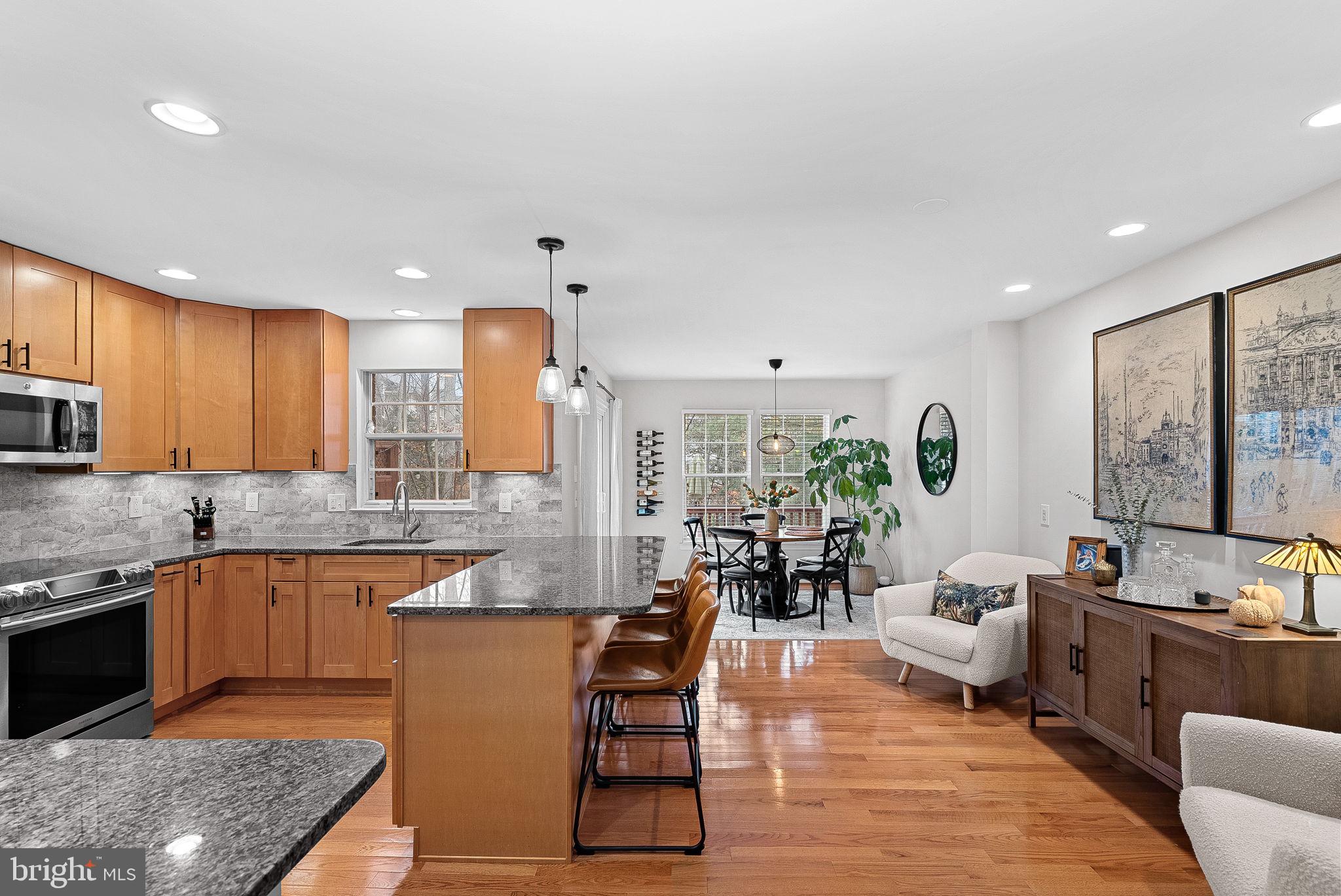 DEVONSHIRE - Residential