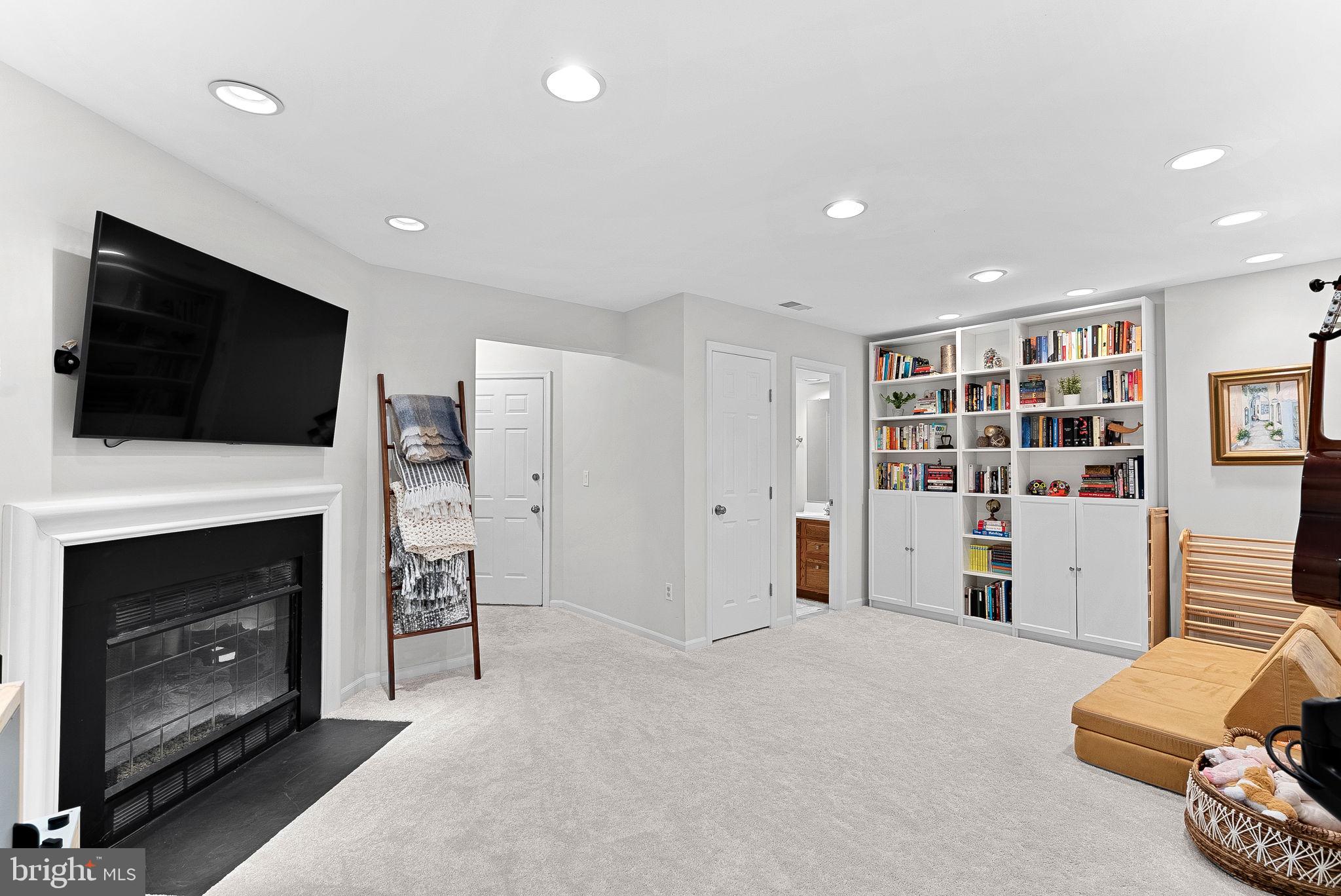 DEVONSHIRE - Residential