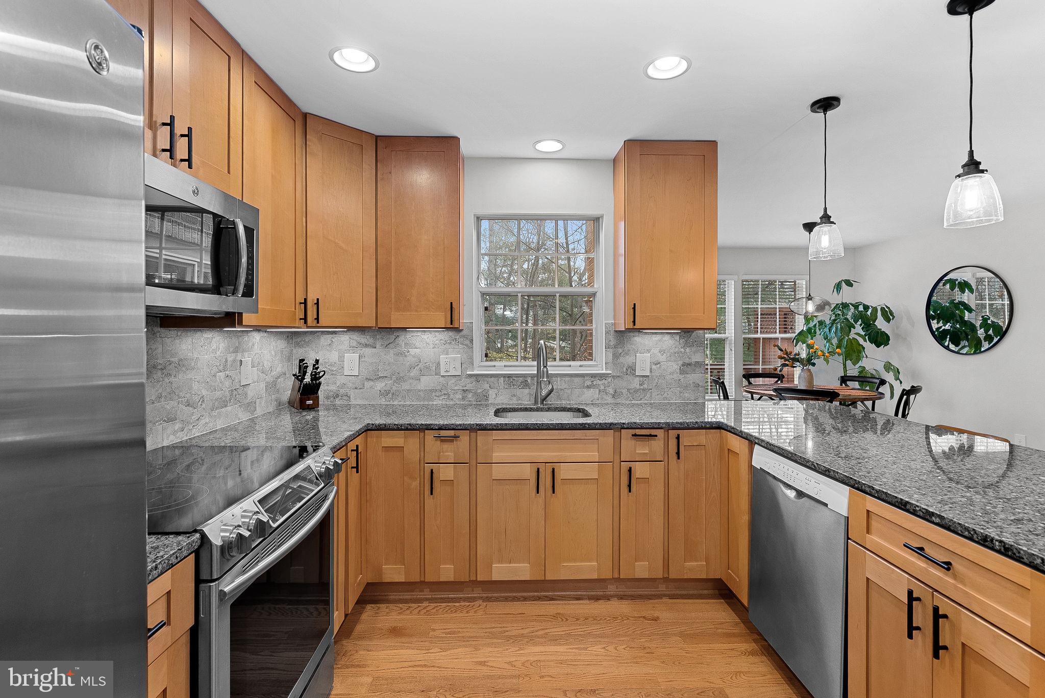 DEVONSHIRE - Residential