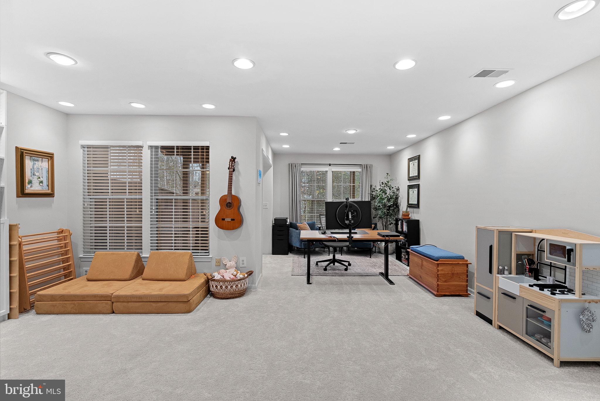 DEVONSHIRE - Residential