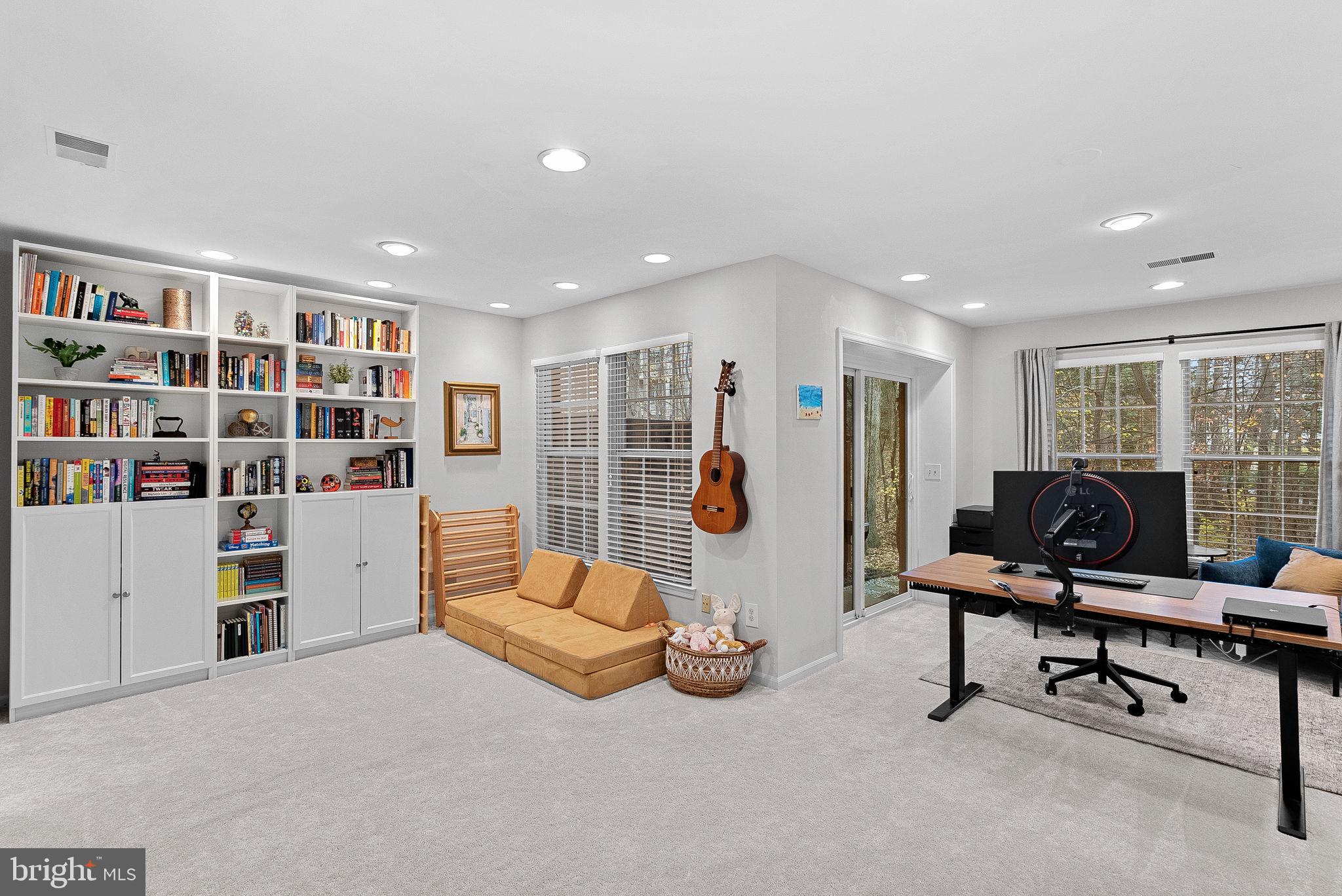 DEVONSHIRE - Residential