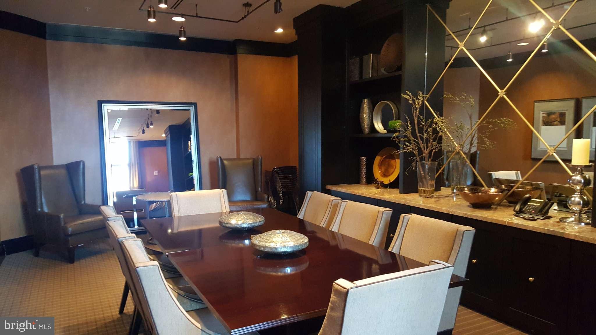 ONE PARK CREST - Residential Lease