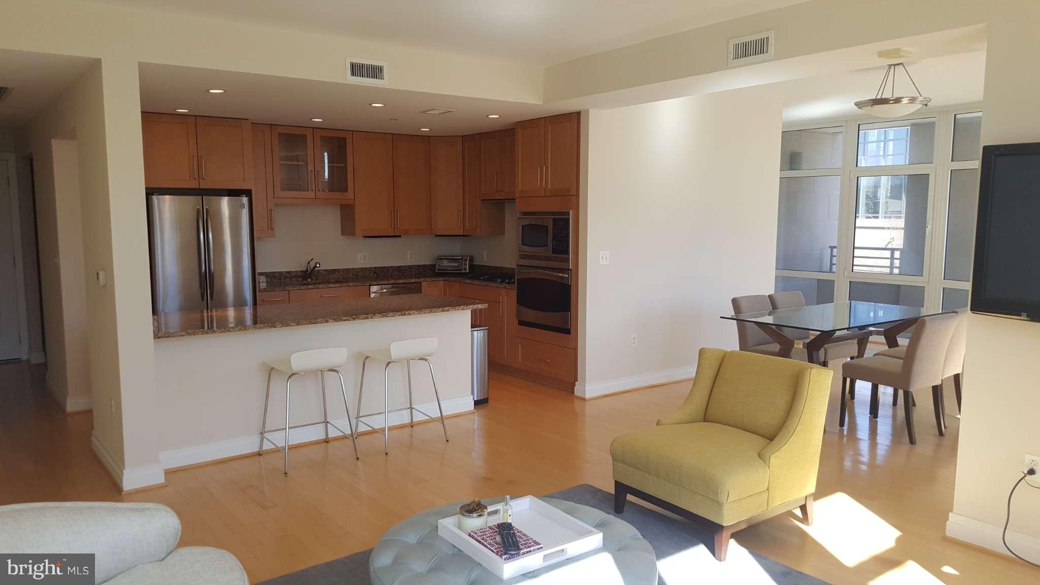 ONE PARK CREST - Residential Lease