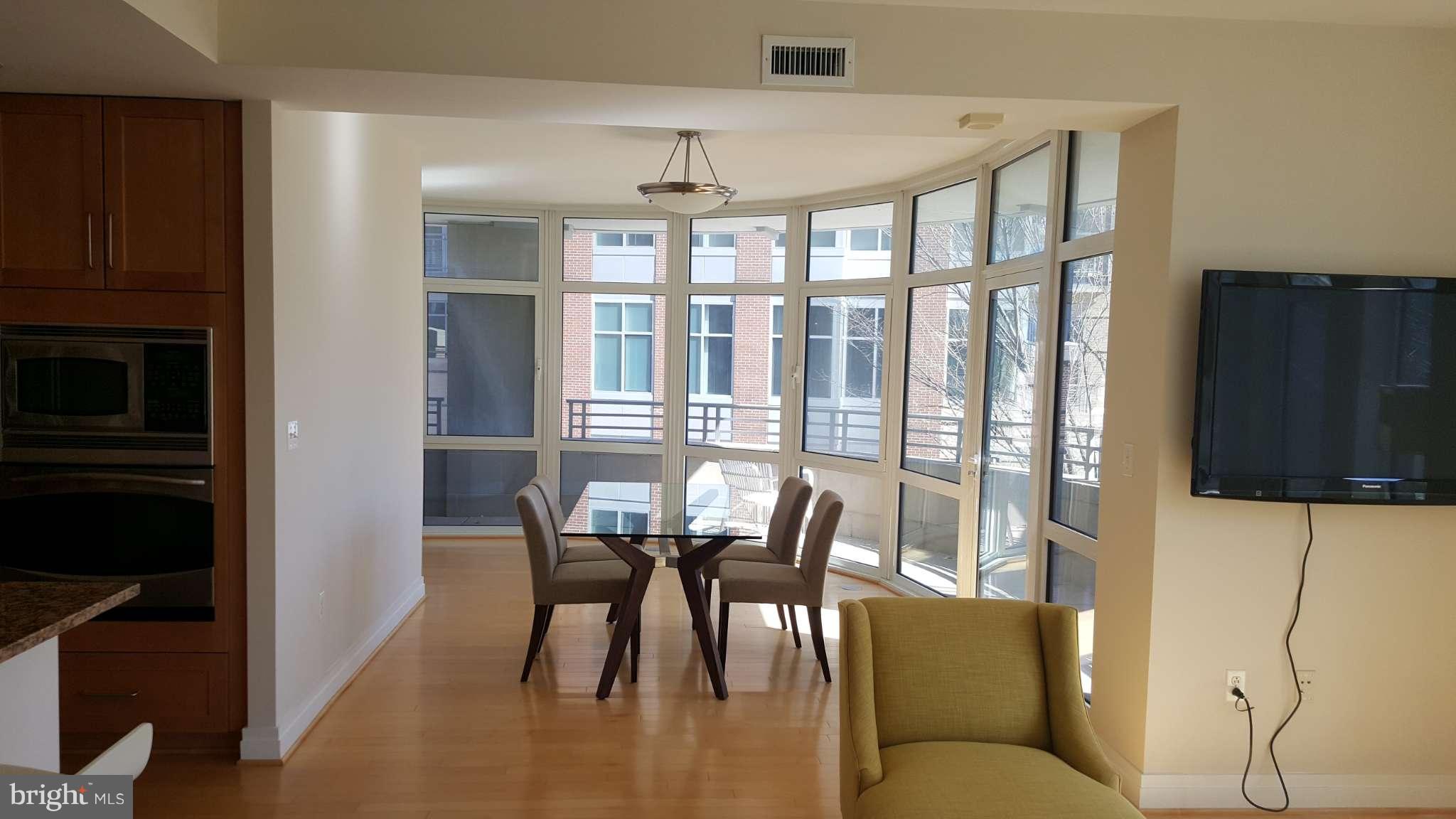 ONE PARK CREST - Residential Lease