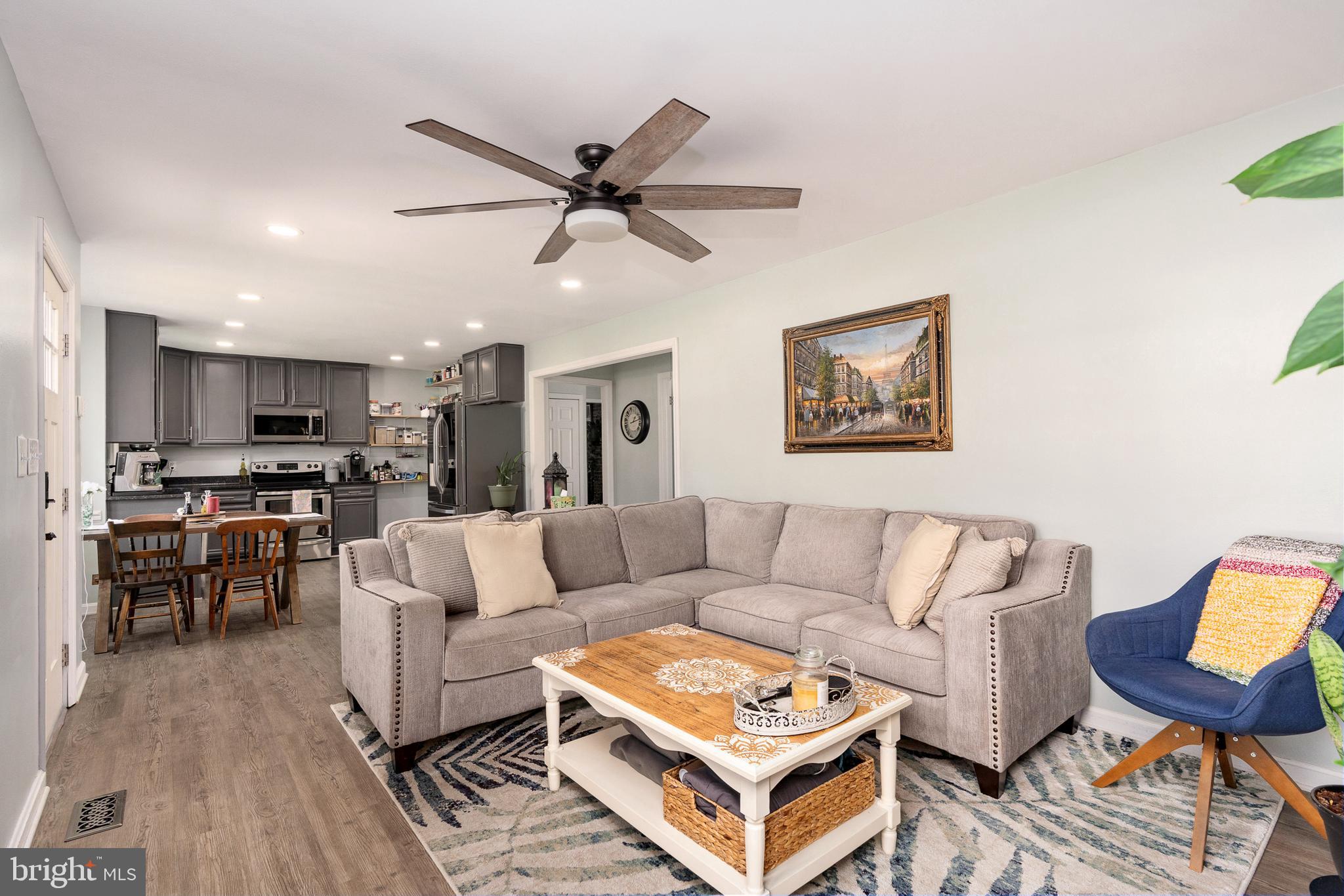 BELLEVUE COURT - Residential