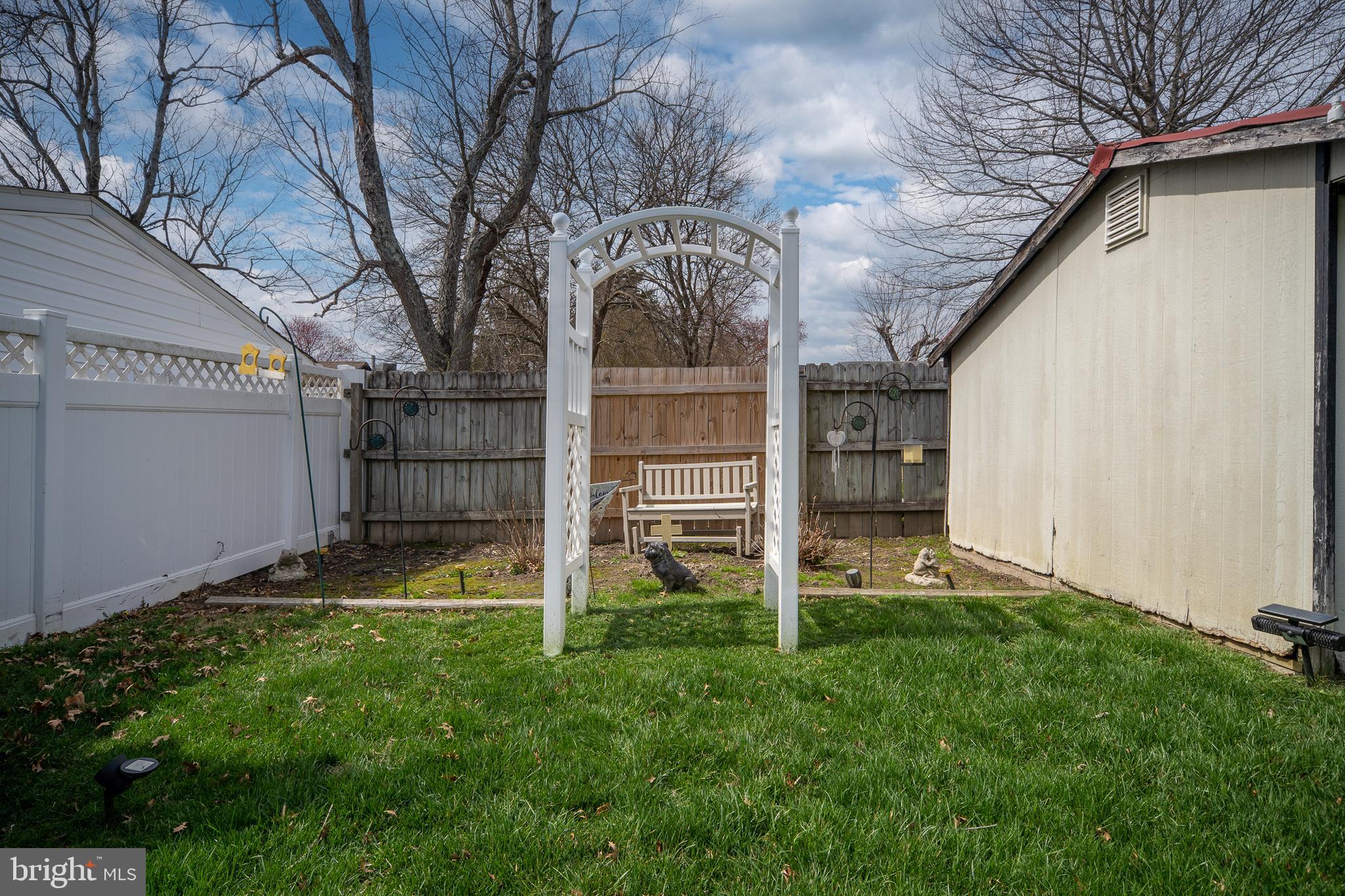 BELLEVUE COURT - Residential