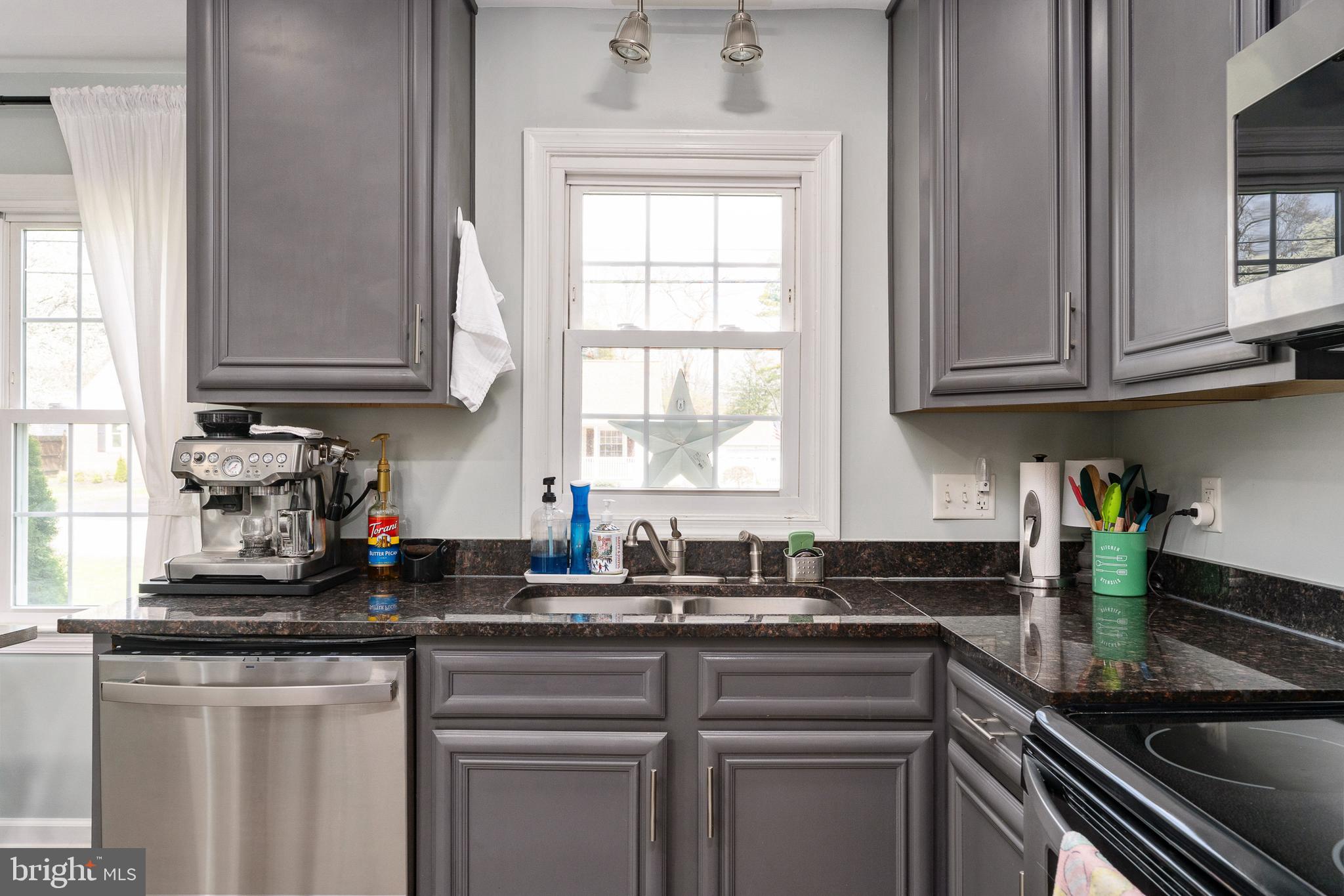 BELLEVUE COURT - Residential