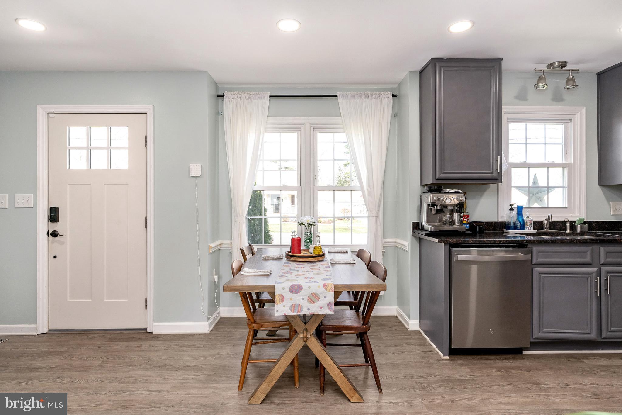 BELLEVUE COURT - Residential