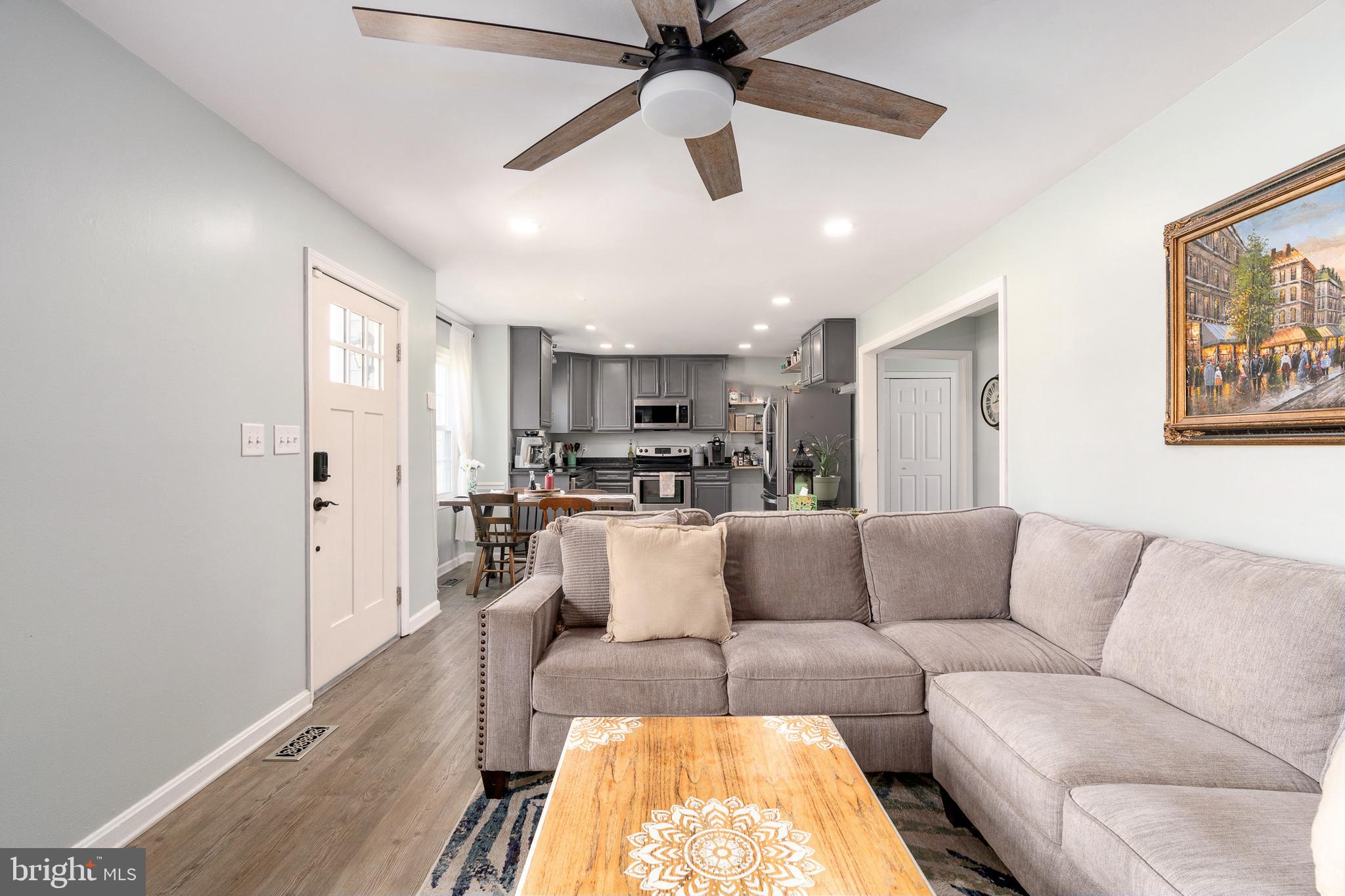 BELLEVUE COURT - Residential