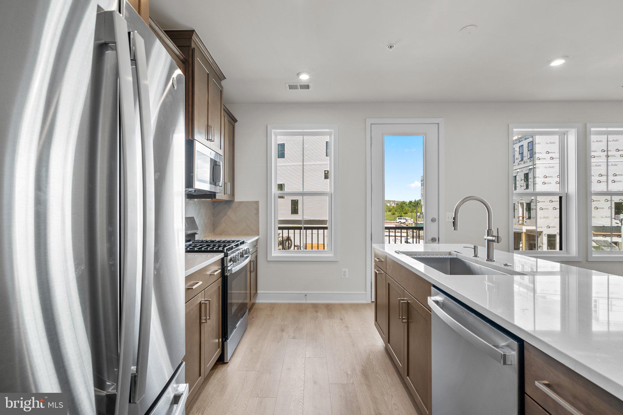 DEMOTT & SILVER - Residential