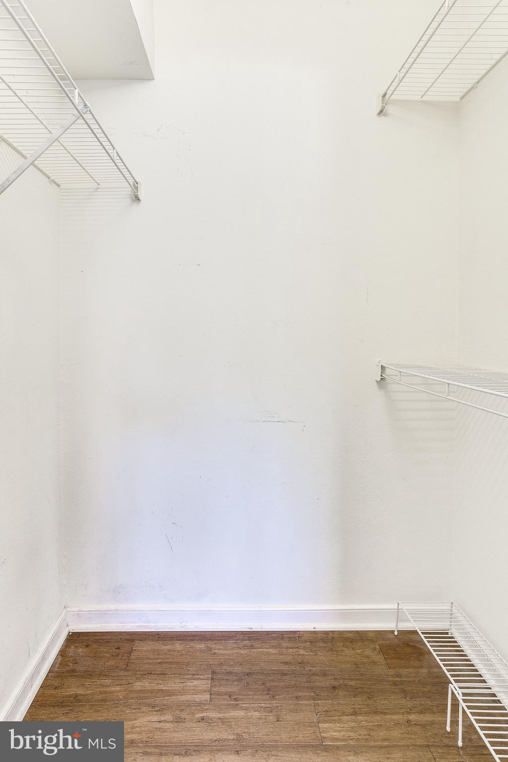 POINTE AT PARK CENTER - Residential