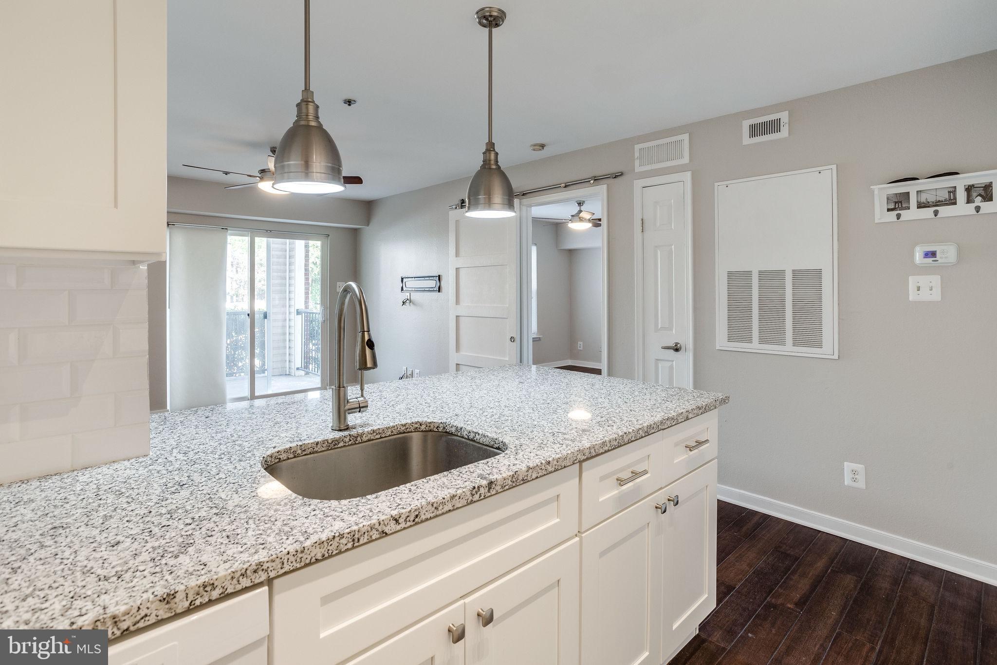 POINTE AT PARK CENTER - Residential