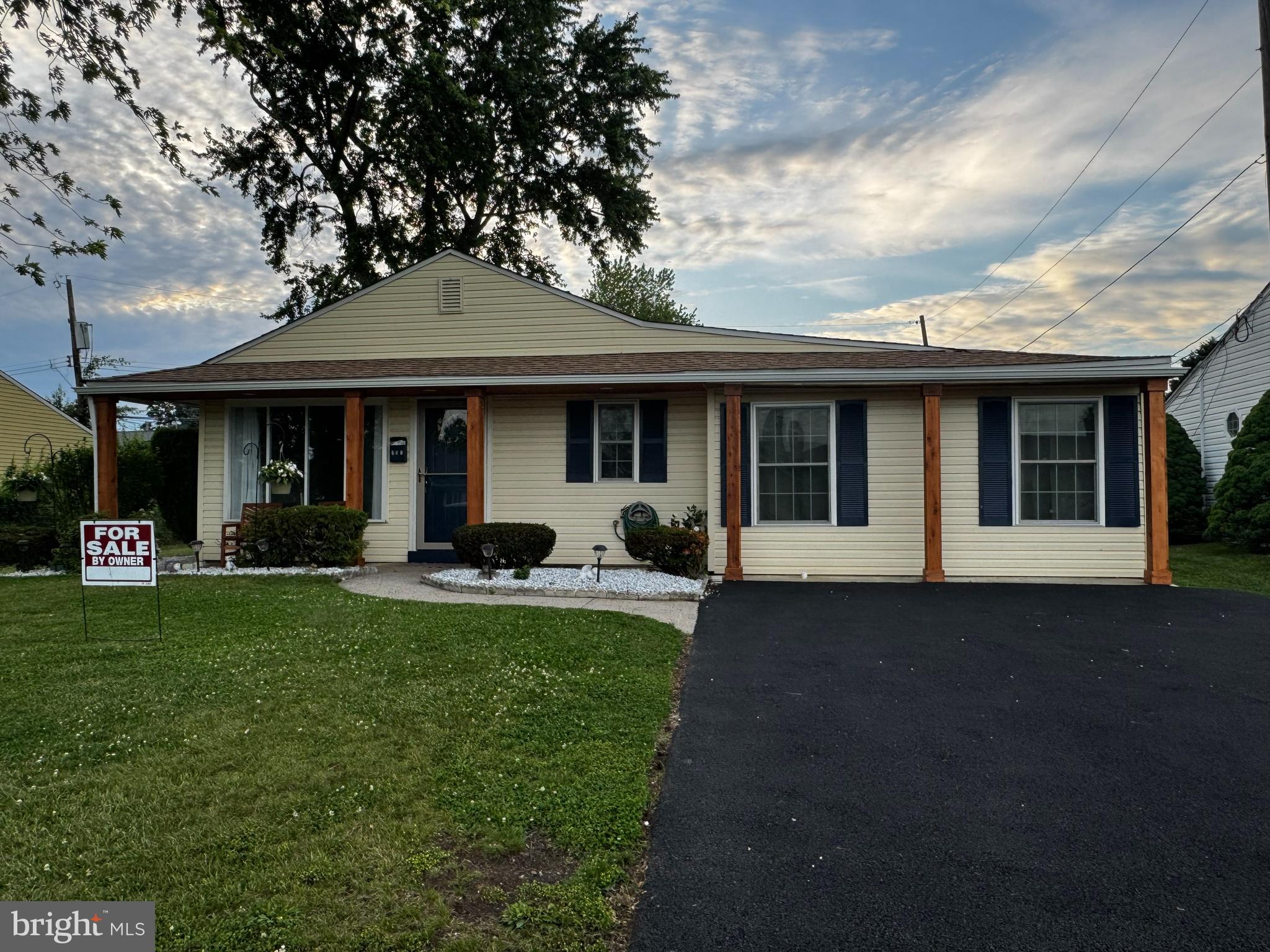 FAIRLESS HILLS - Residential