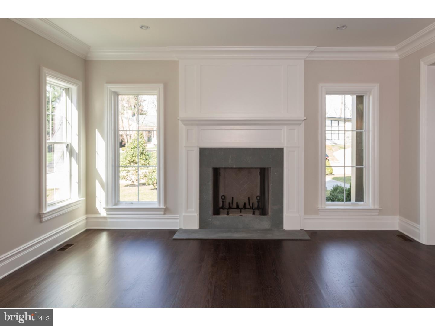 CHESTNUT HILL - Residential