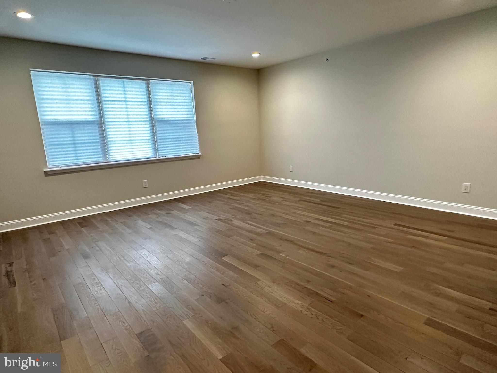 PARKWOOD - Residential