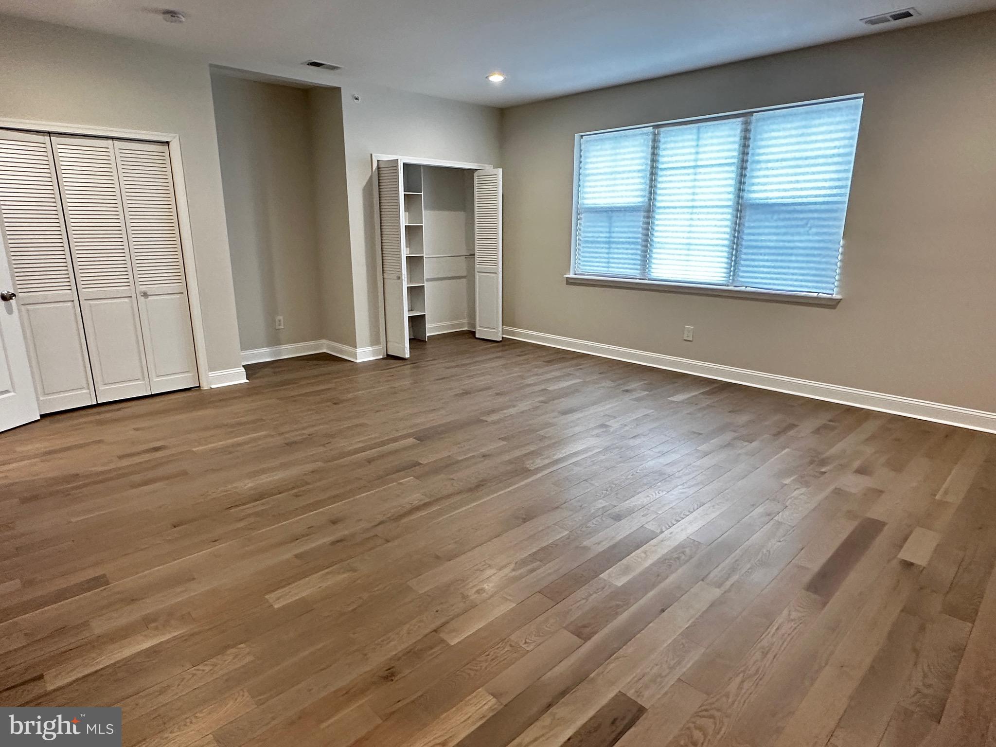 PARKWOOD - Residential