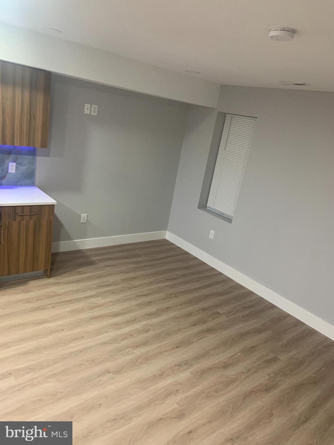 KENSINGTON - Residential Lease