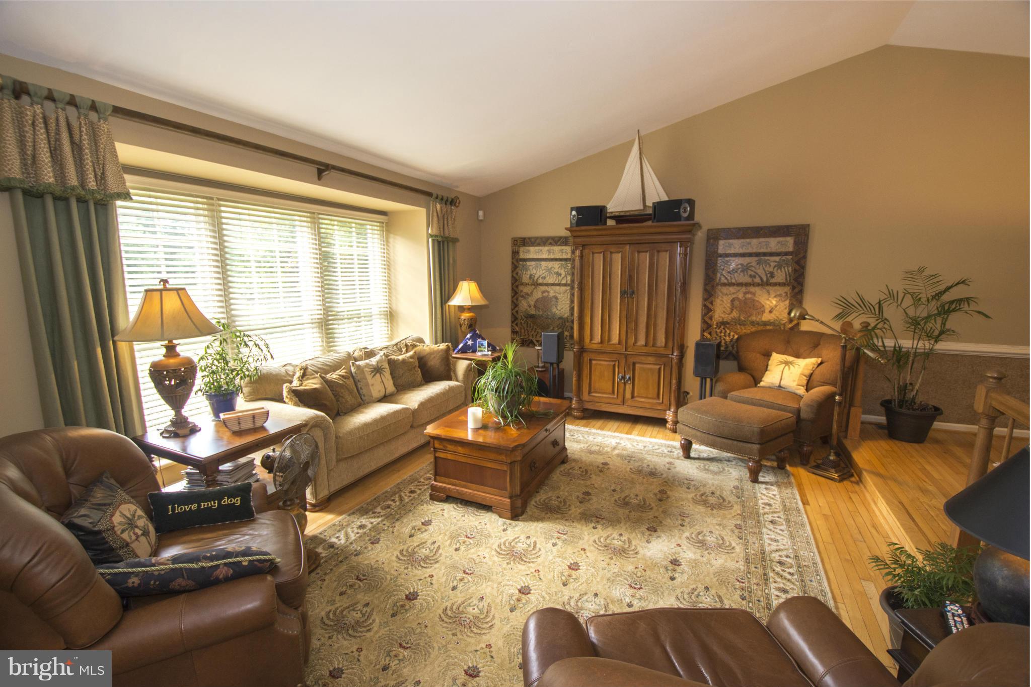 ARROWHEAD FARM ESTATES - Residential