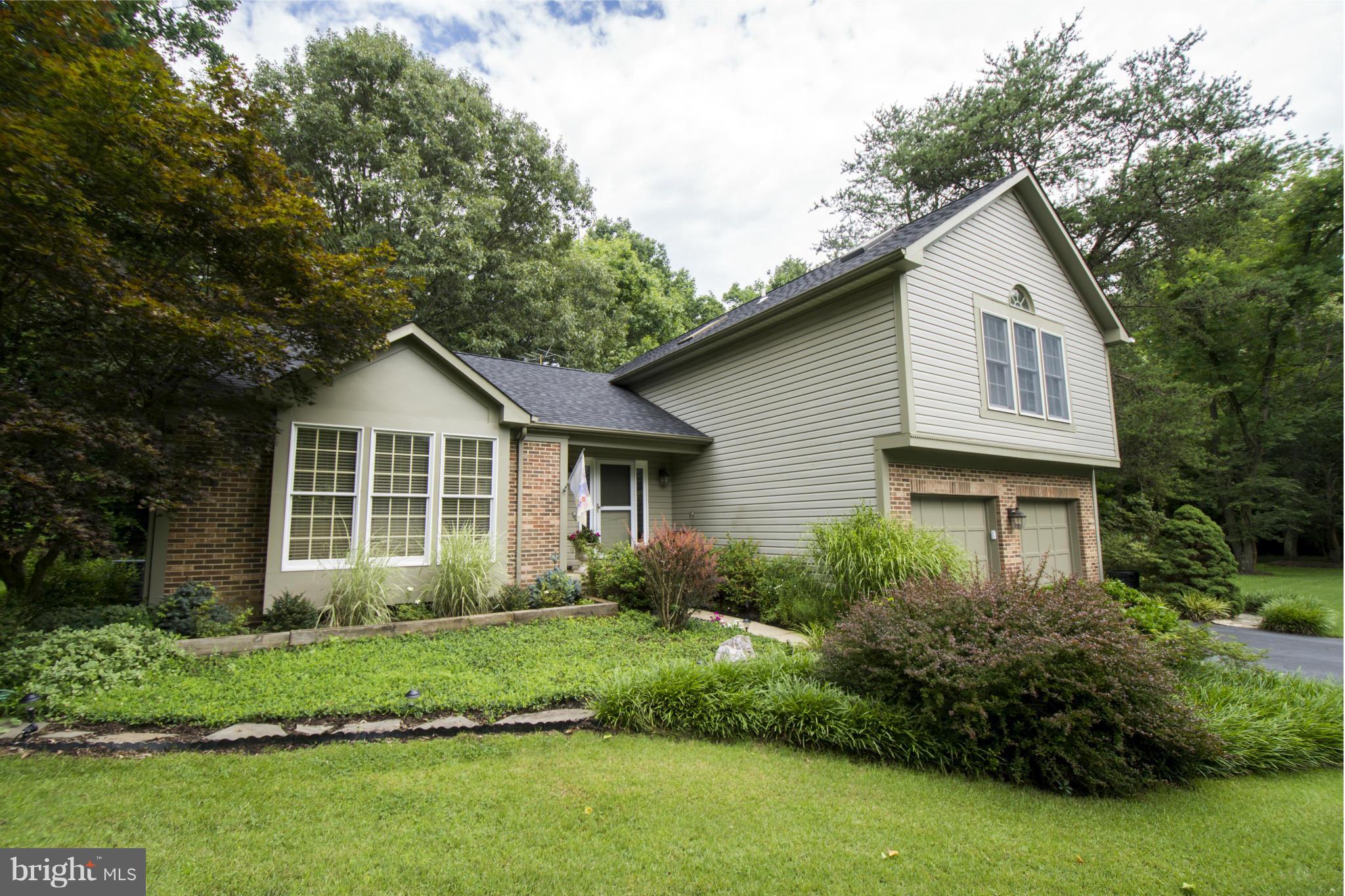 ARROWHEAD FARM ESTATES - Residential