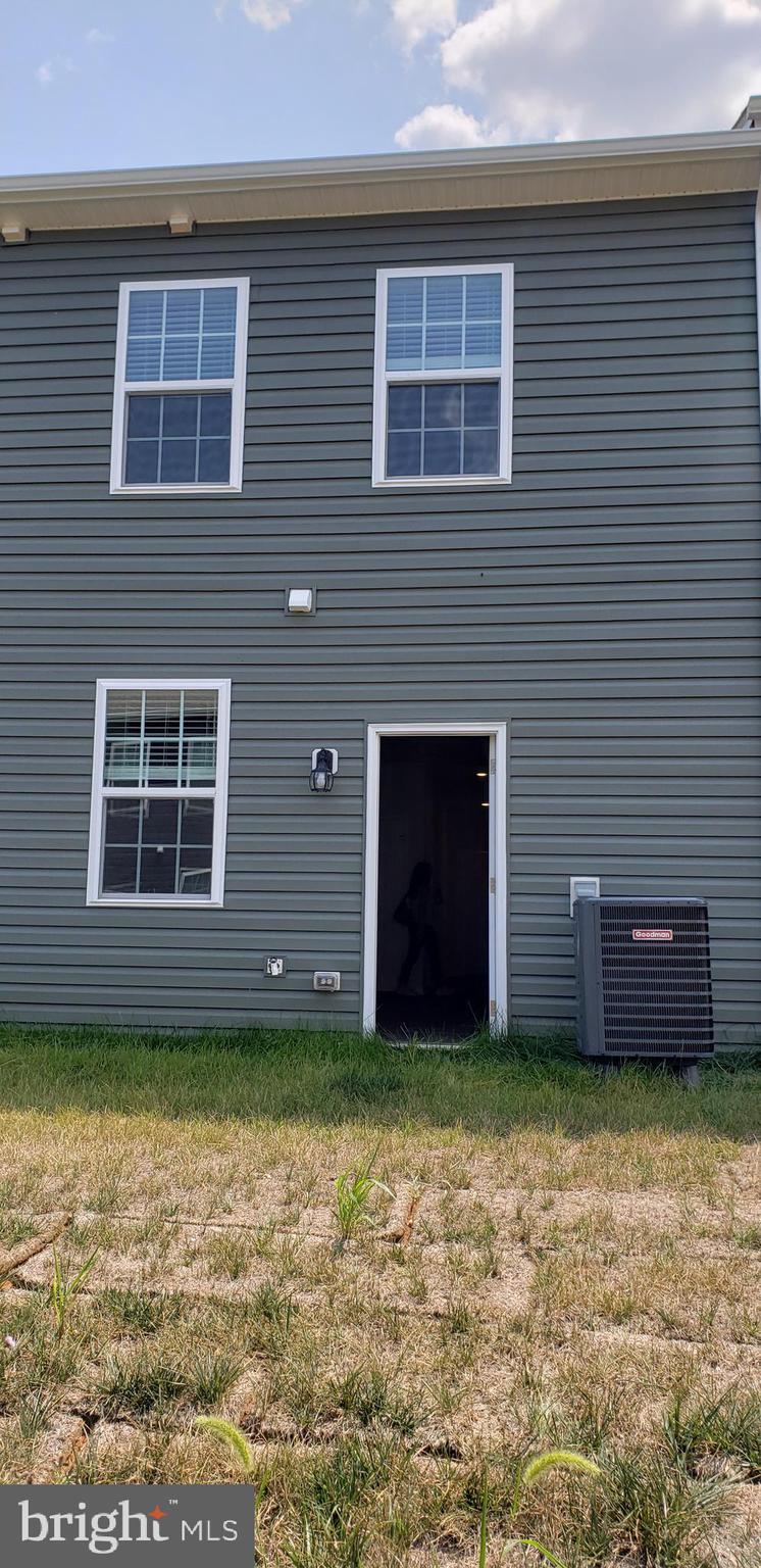 LURAY LANDING - Residential Lease