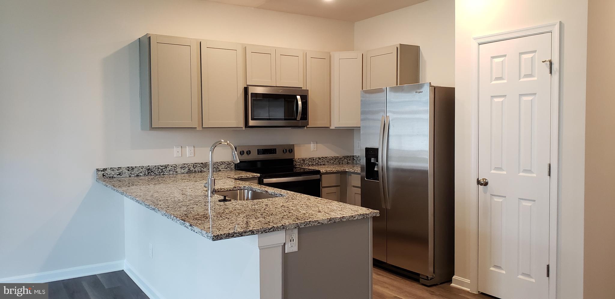 LURAY LANDING - Residential Lease