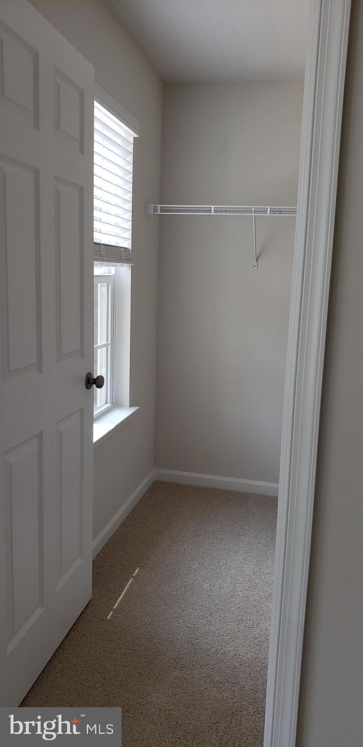 LURAY LANDING - Residential Lease