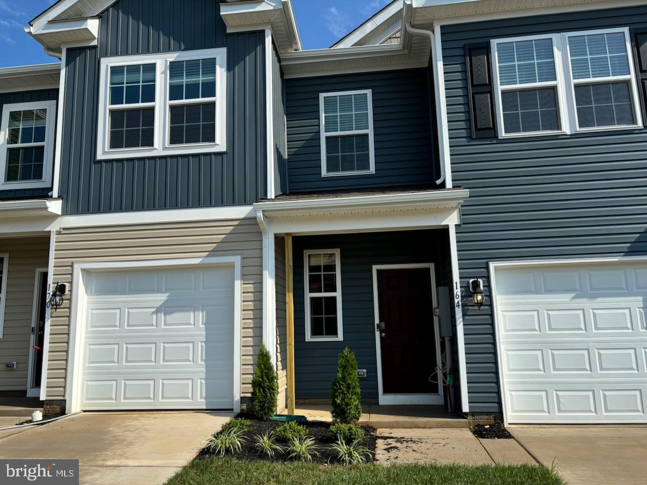 LURAY LANDING - Residential Lease