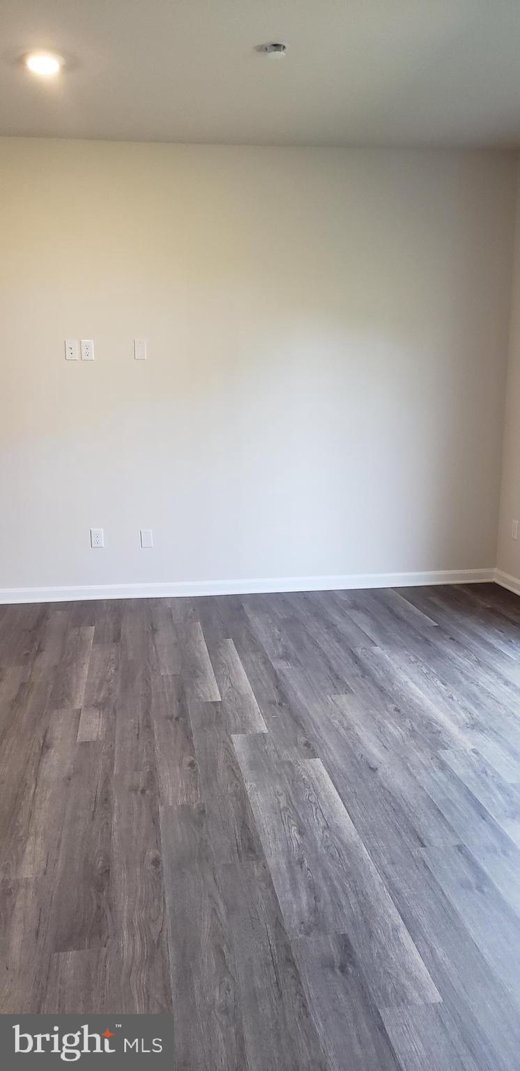 LURAY LANDING - Residential Lease