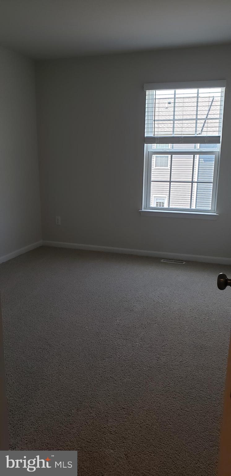 LURAY LANDING - Residential Lease