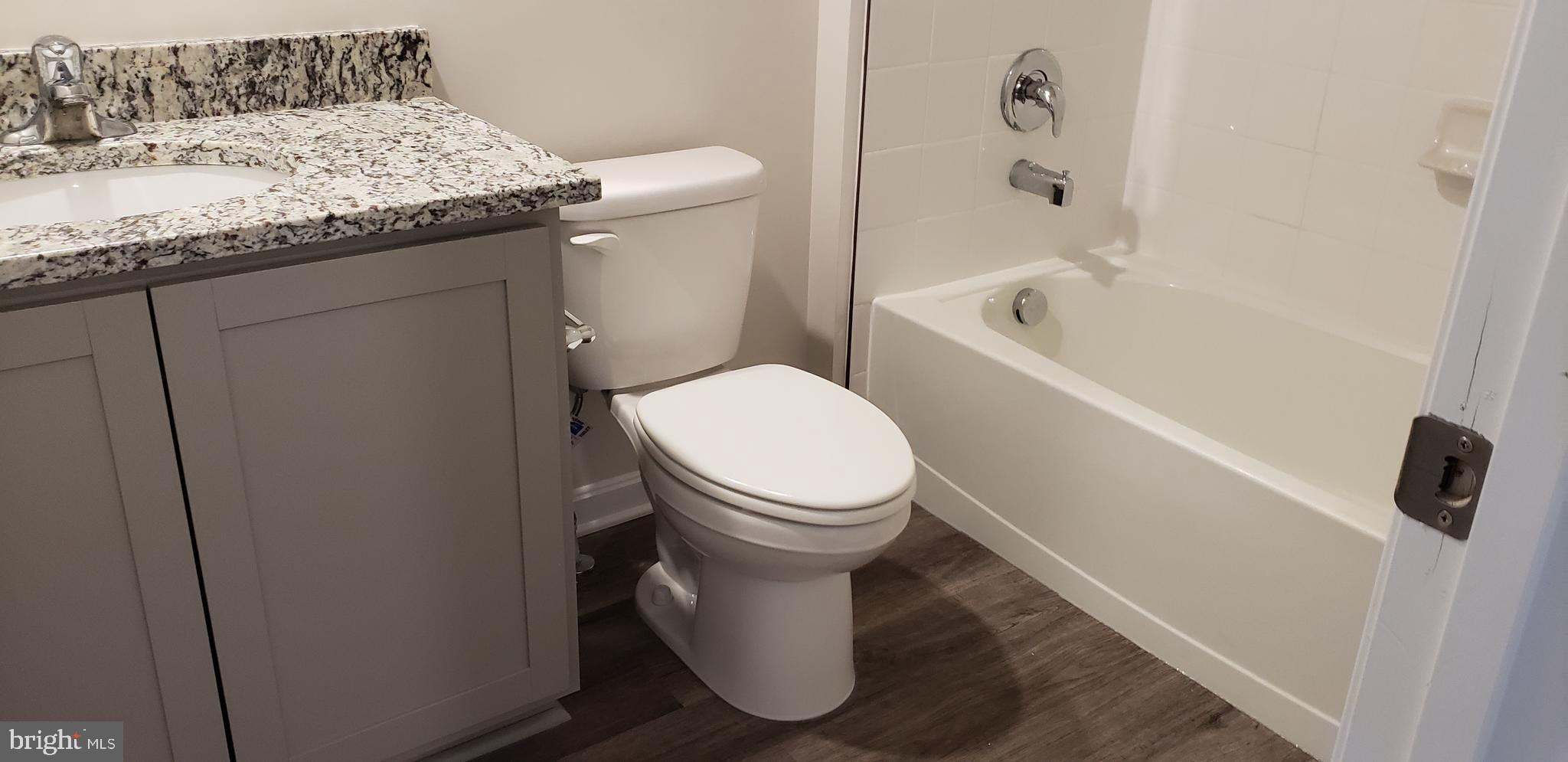 LURAY LANDING - Residential Lease