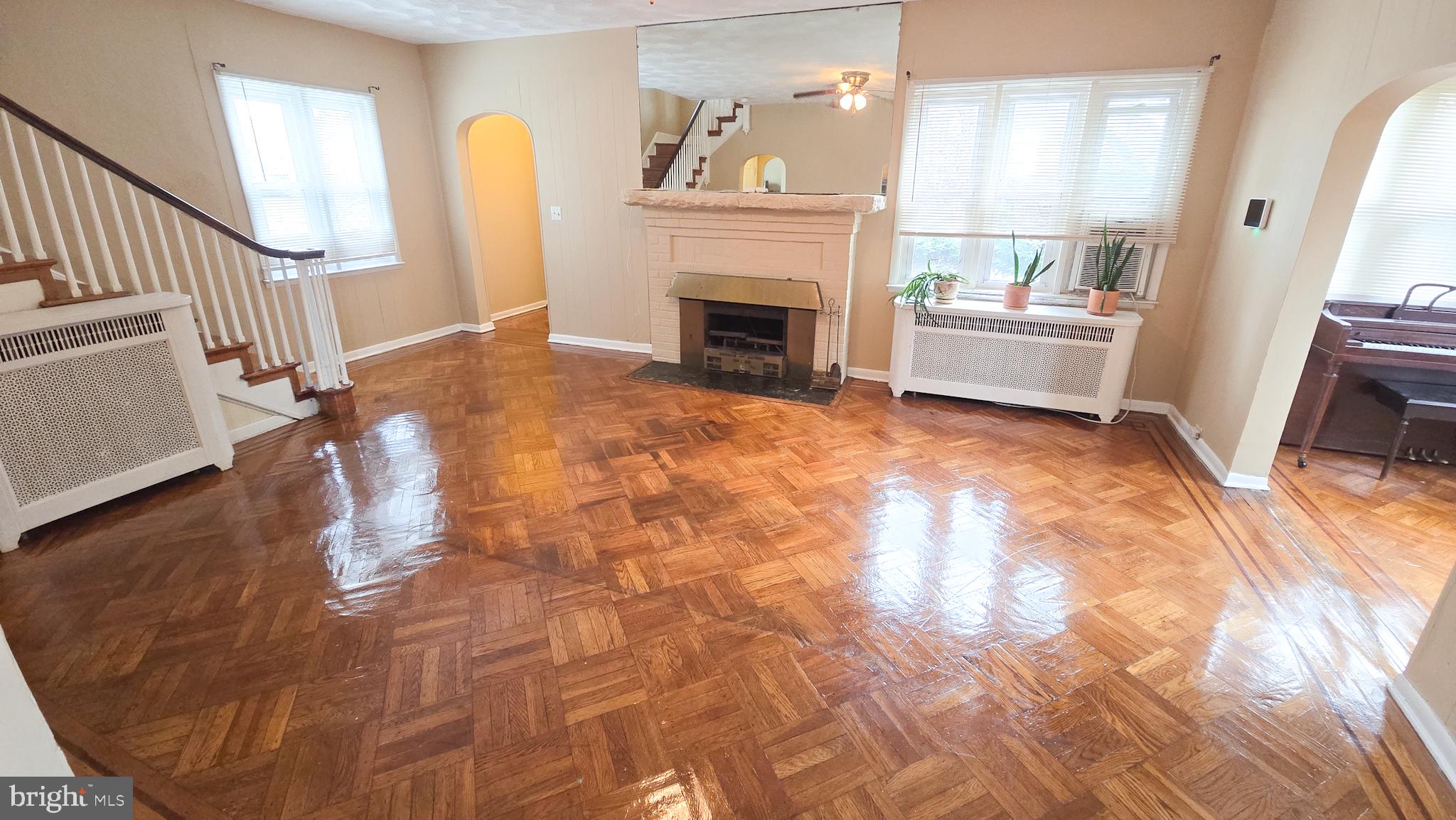 ASHBURTON HISTORIC DISTRICT - Residential