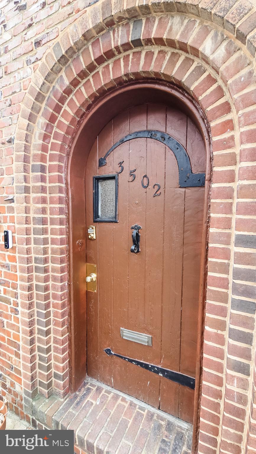 ASHBURTON HISTORIC DISTRICT - Residential