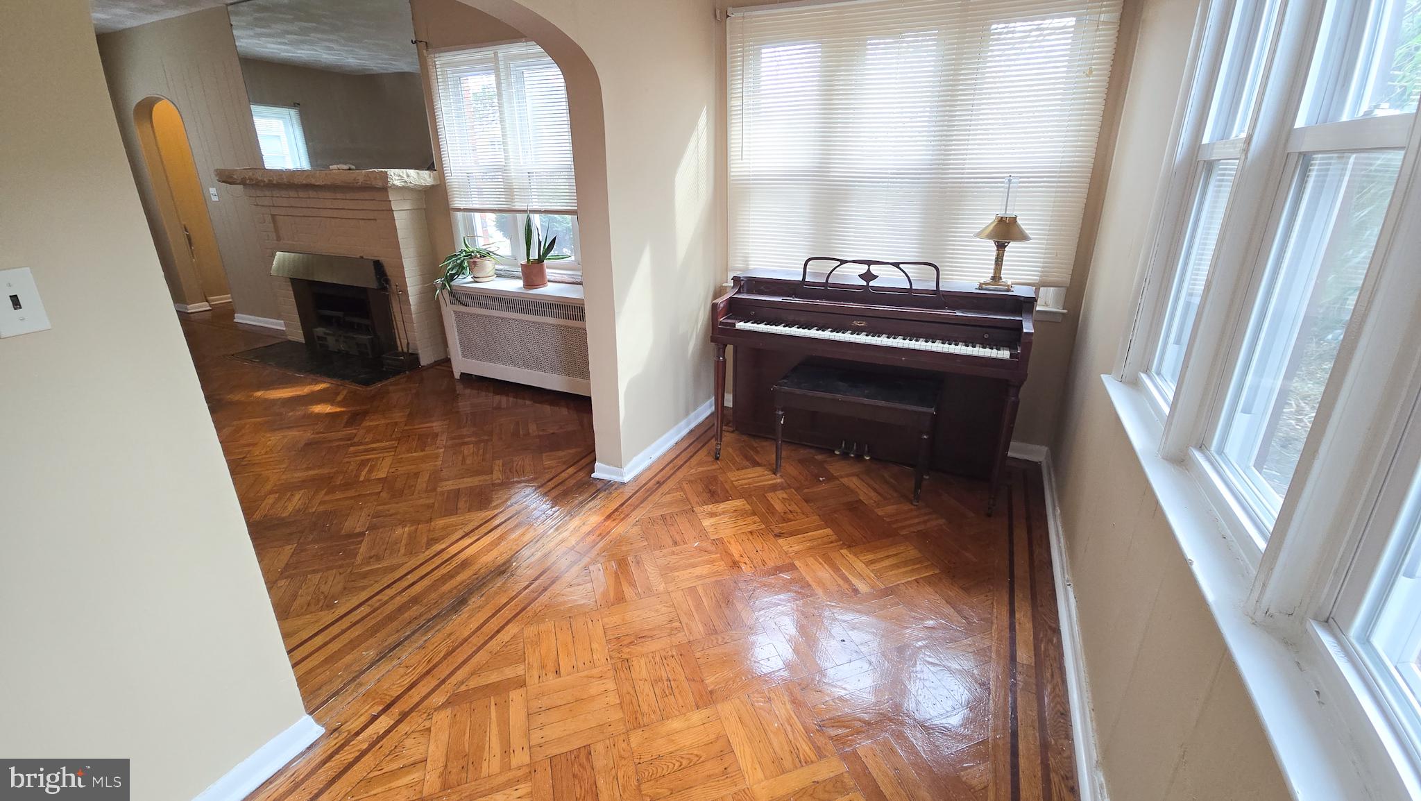 ASHBURTON HISTORIC DISTRICT - Residential