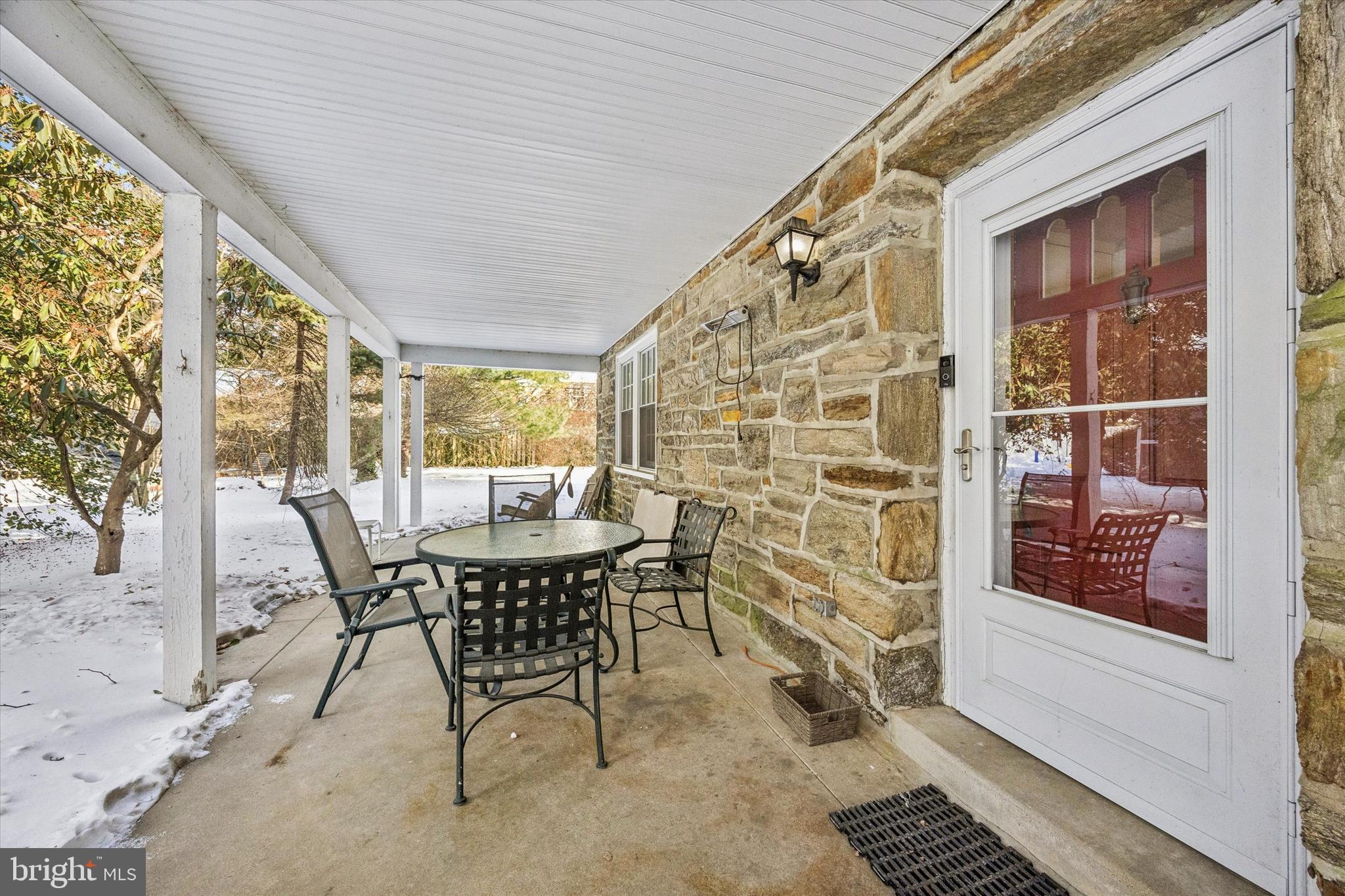 1039 WELLINGTON ROAD