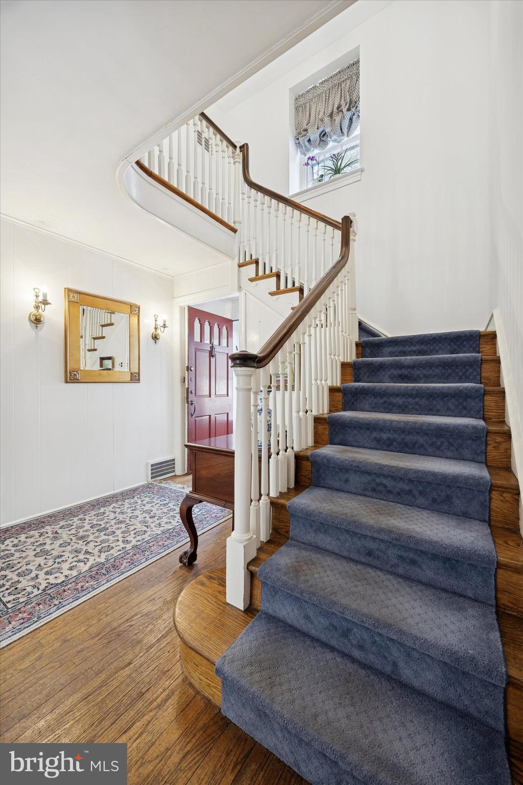 JENKINTOWN MANOR - Residential