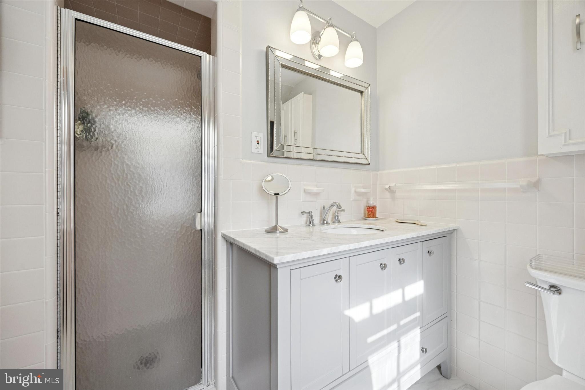 JENKINTOWN MANOR - Residential