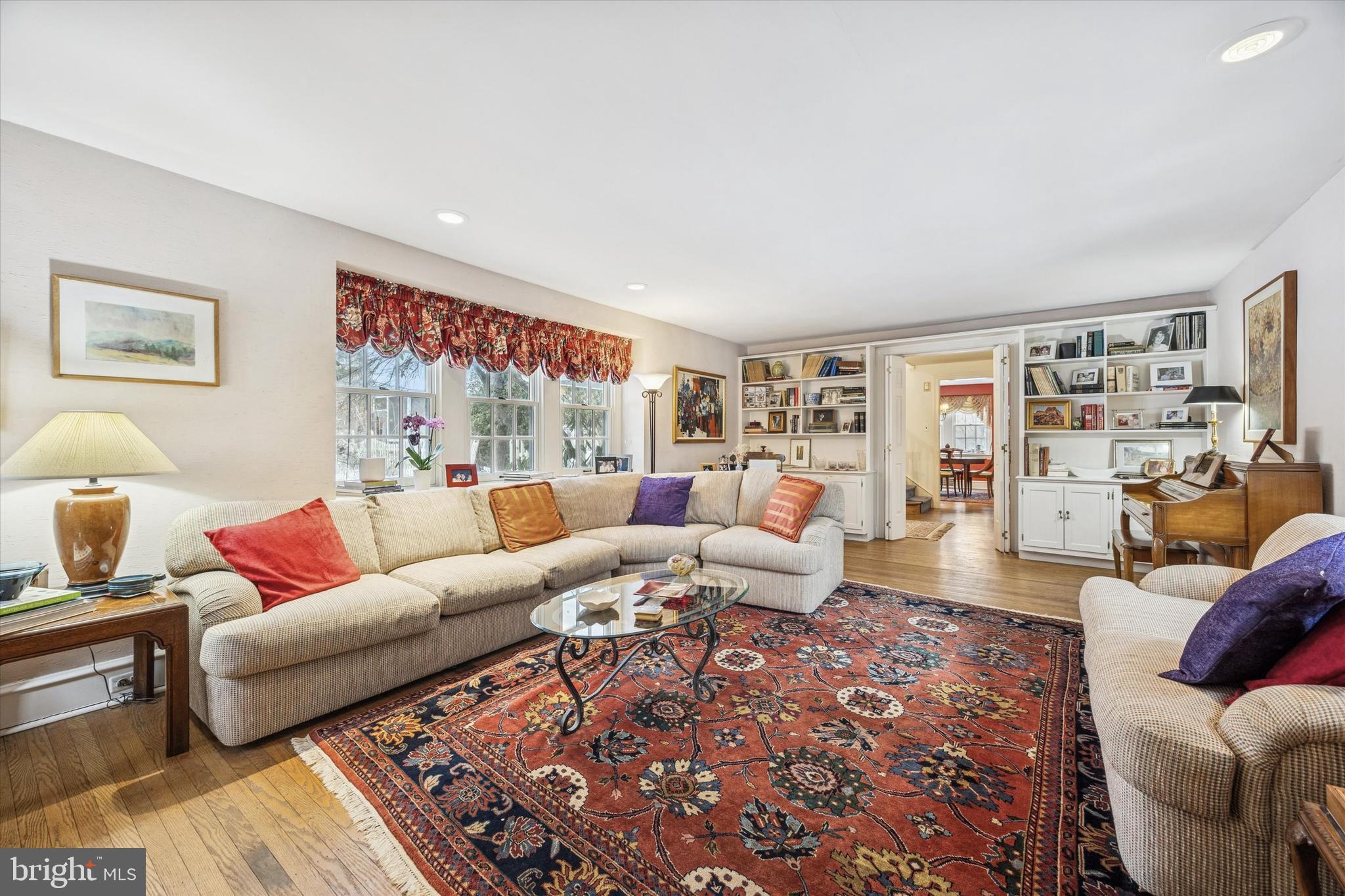 JENKINTOWN MANOR - Residential