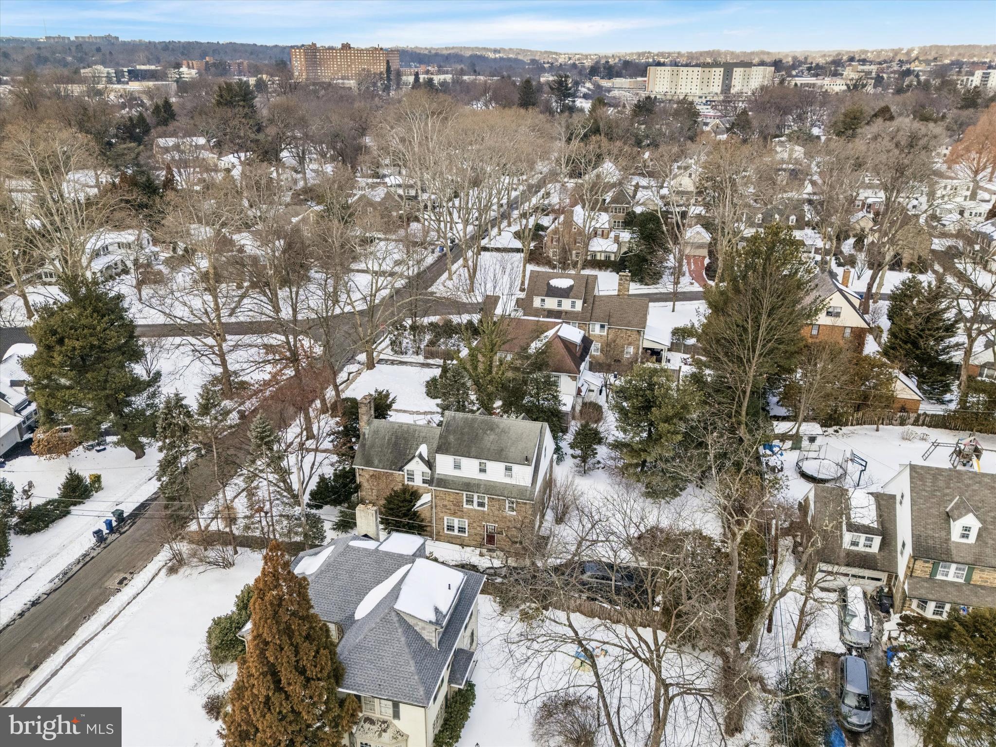 JENKINTOWN MANOR - Residential