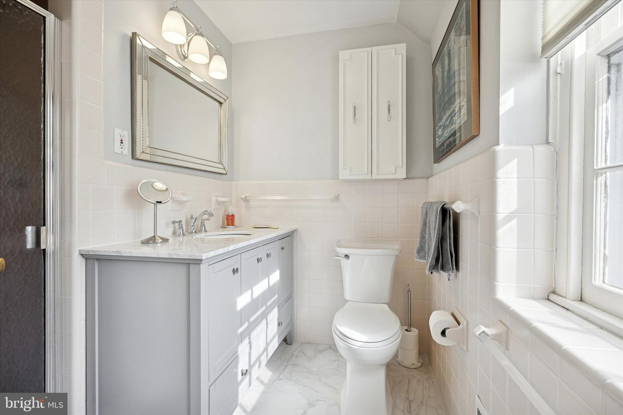 JENKINTOWN MANOR - Residential