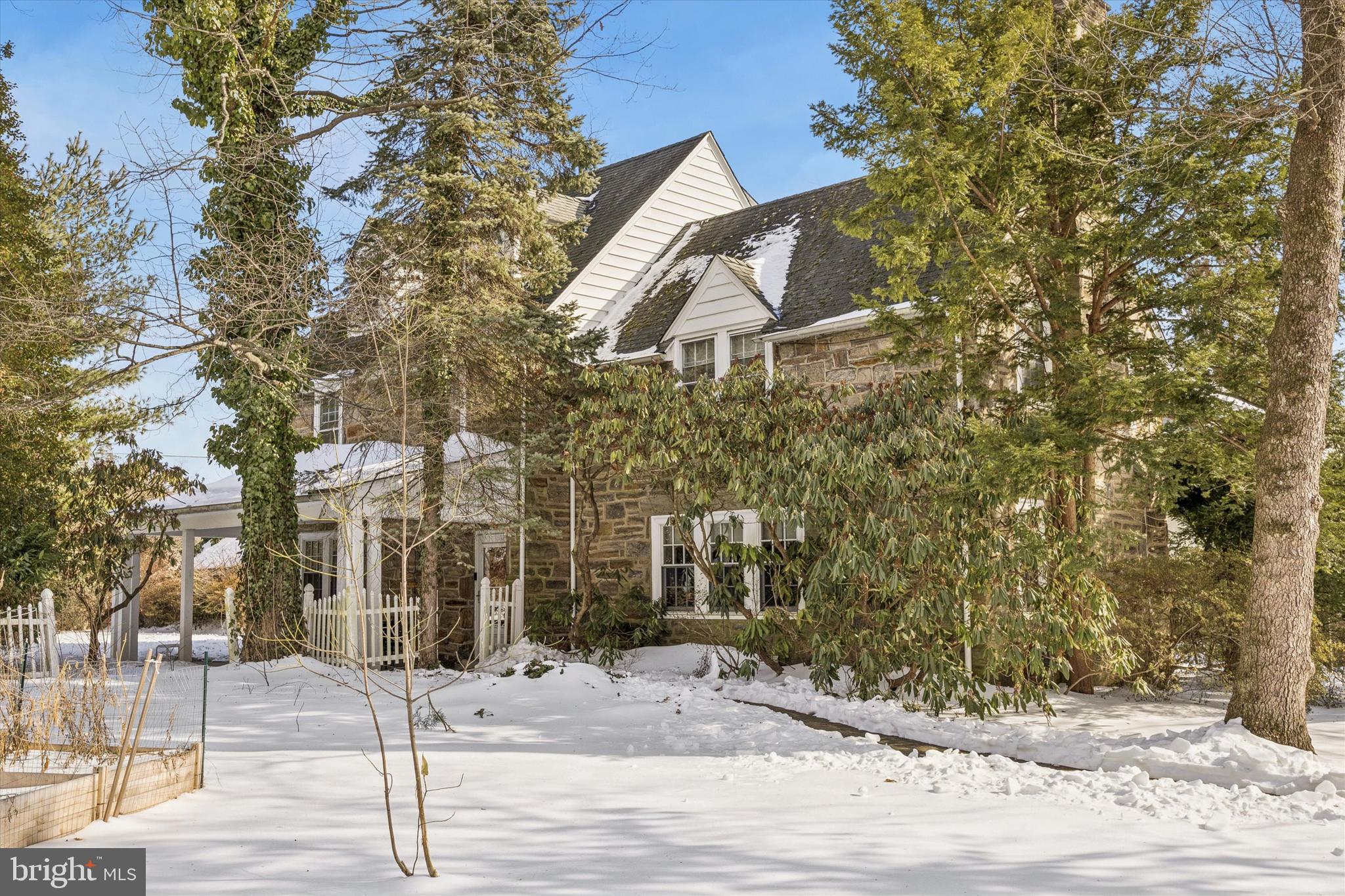 JENKINTOWN MANOR - Residential