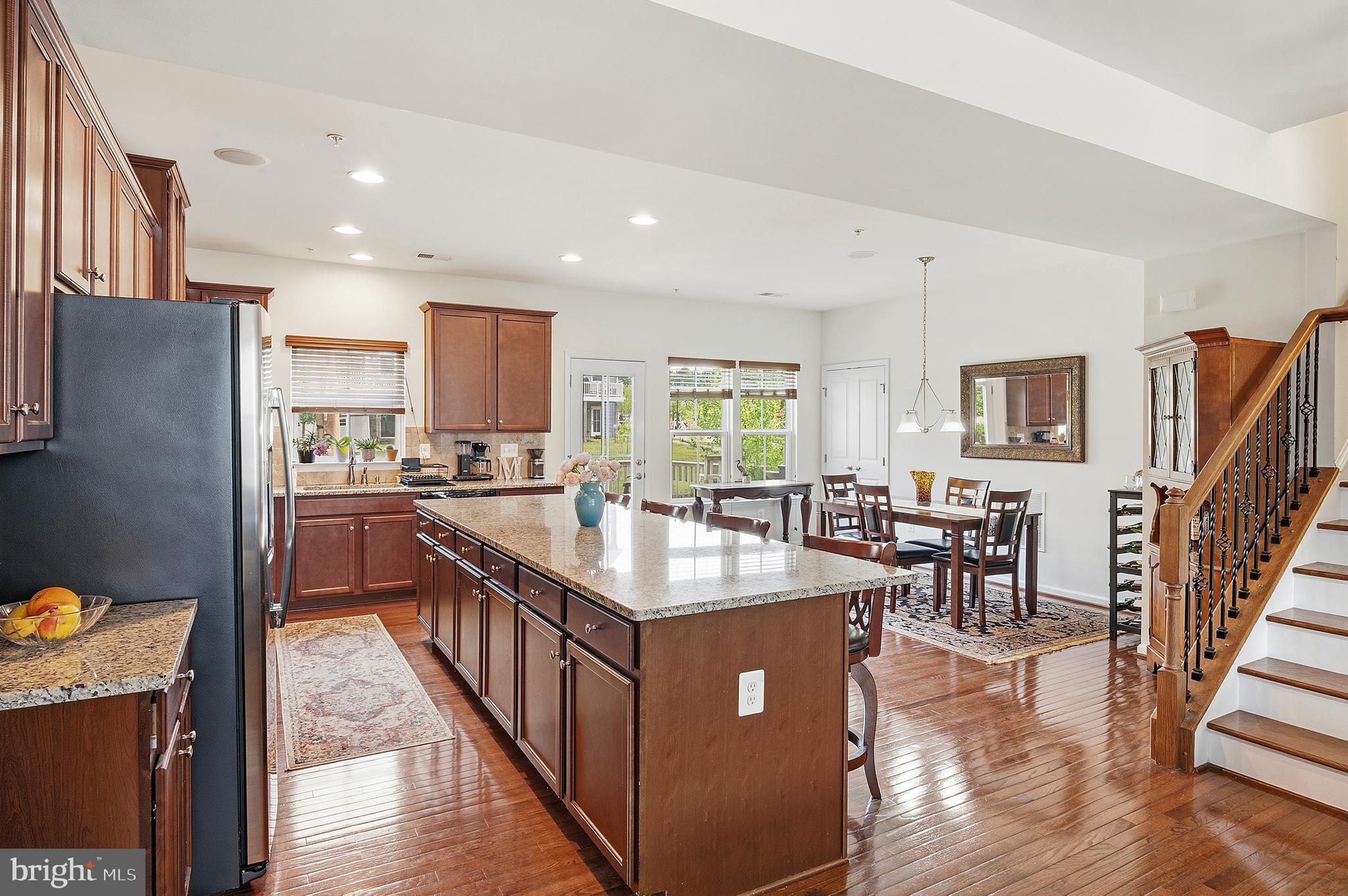 CREEKSIDE VILLAGE AT TANYARD SPRINGS - Residential